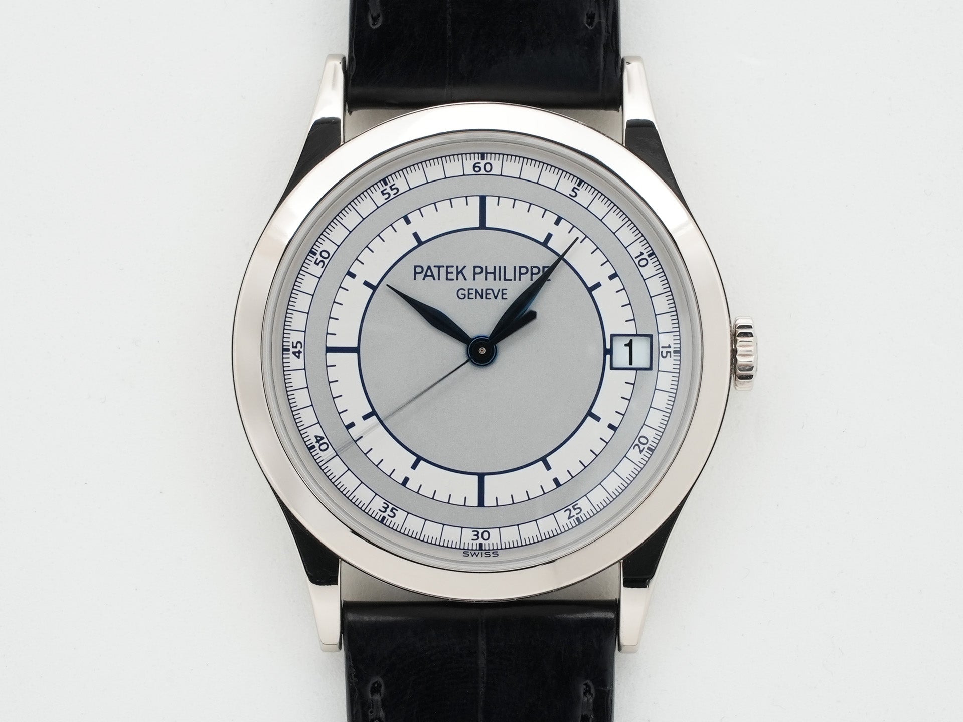 Patek Philippe Calatrava Ref. 5296G-001 White Gold Silver Dial Pre-owned urqny6ti