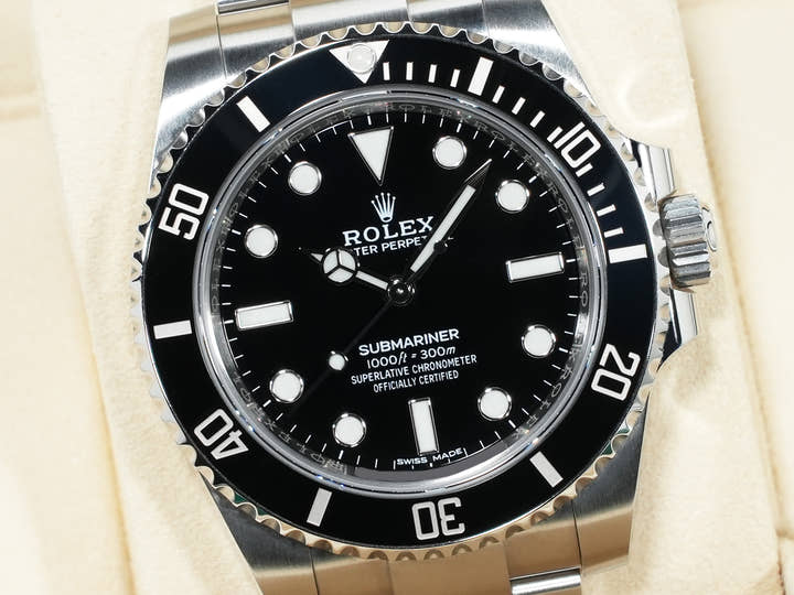 Rolex Submariner No Date Ref. 114060 Stainless Steel Black Dial Pre-owned s7se2ivf