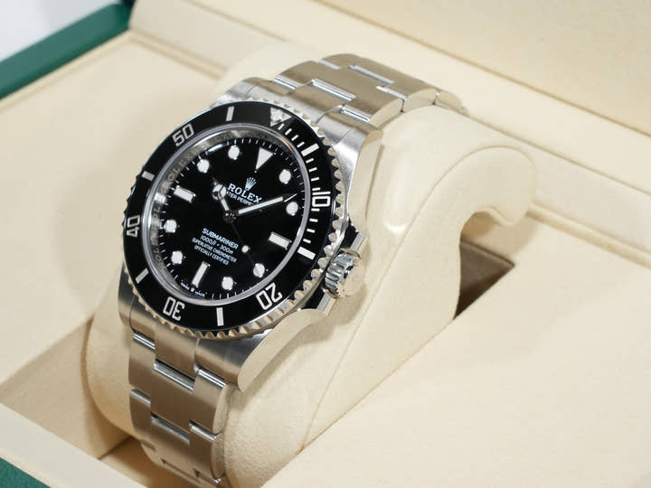 Rolex Submariner No Date Ref. 124060 Stainless Steel Black Dial Unused psys3r63