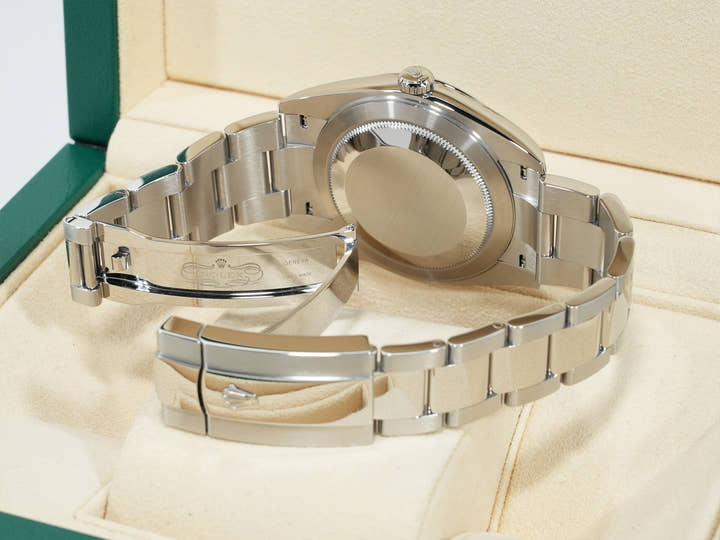 Rolex Datejust 41 Ref. 126300 Stainless Steel Bright Blue Dial Oyster Bracelet Excellent Condition r7jr3cmd