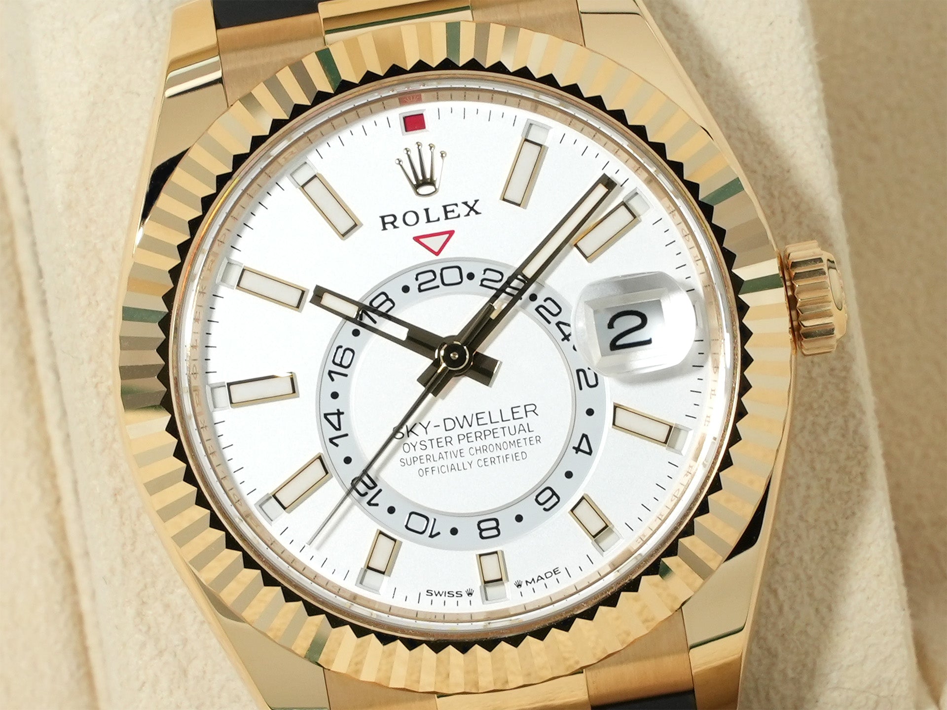 ロレックス スカイドゥエラー Ref.336238 イエローゴールド ホワイト文字盤 未使用 xxpq9d6k