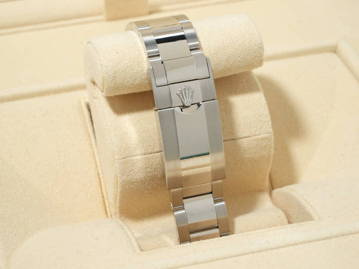 ロレックス デイトナ Ref.126506 プラチナ アイスブルー文字盤 未使用 p2mrufkp