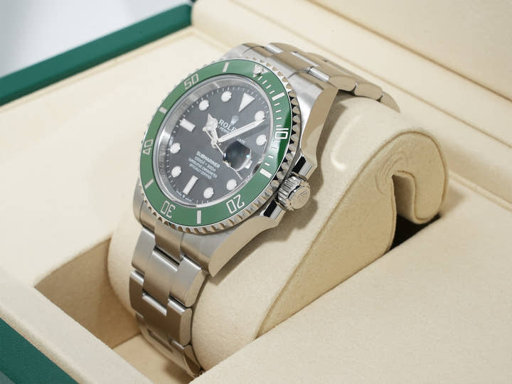 ロレックス サブマリーナー デイト Ref.126610LV ステンレススチール ブラック文字盤 未使用 4hzomc2a