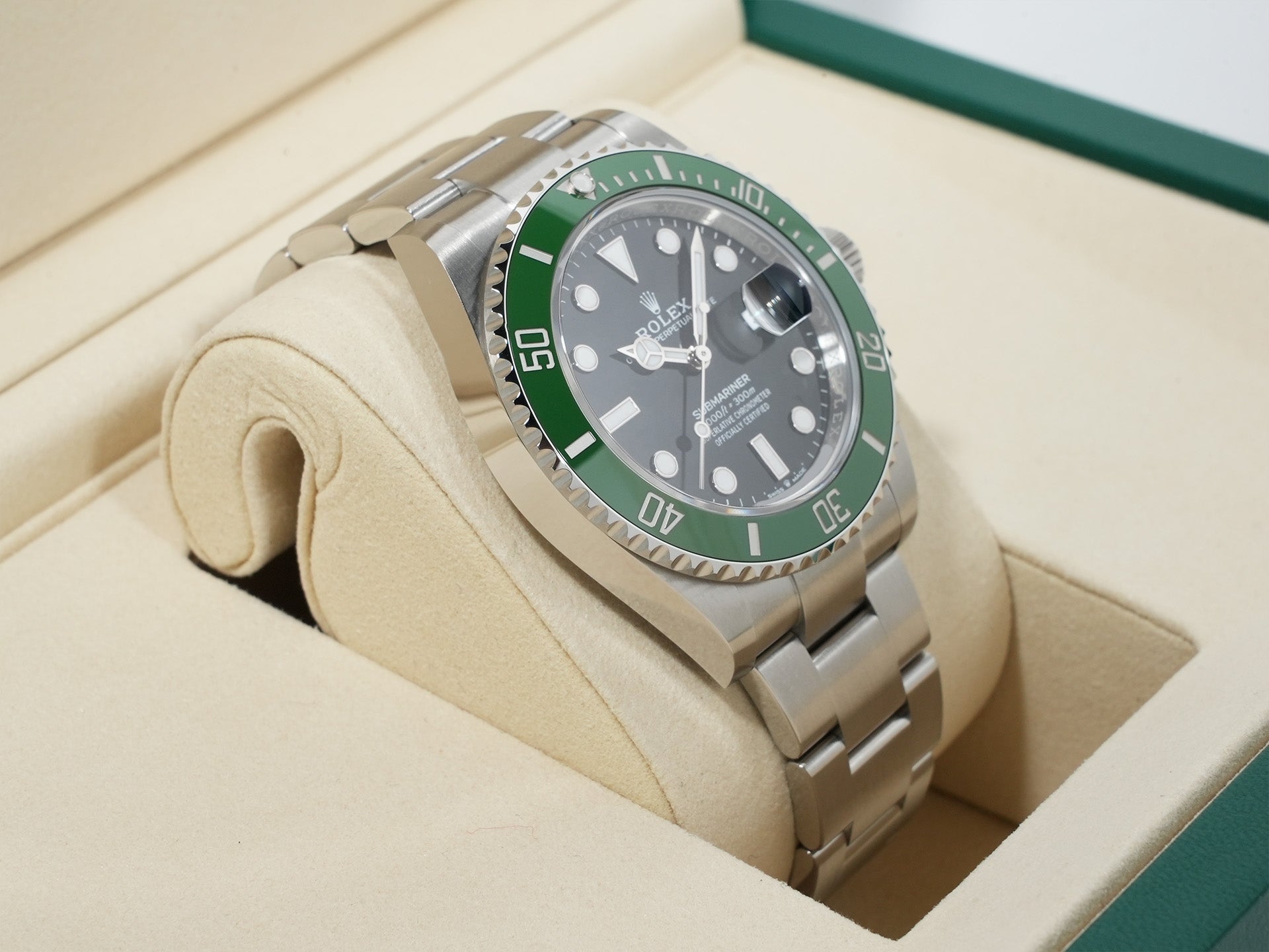 ロレックス サブマリーナー デイト Ref.126610LV ステンレススチール ブラック文字盤 未使用 4hzomc2a