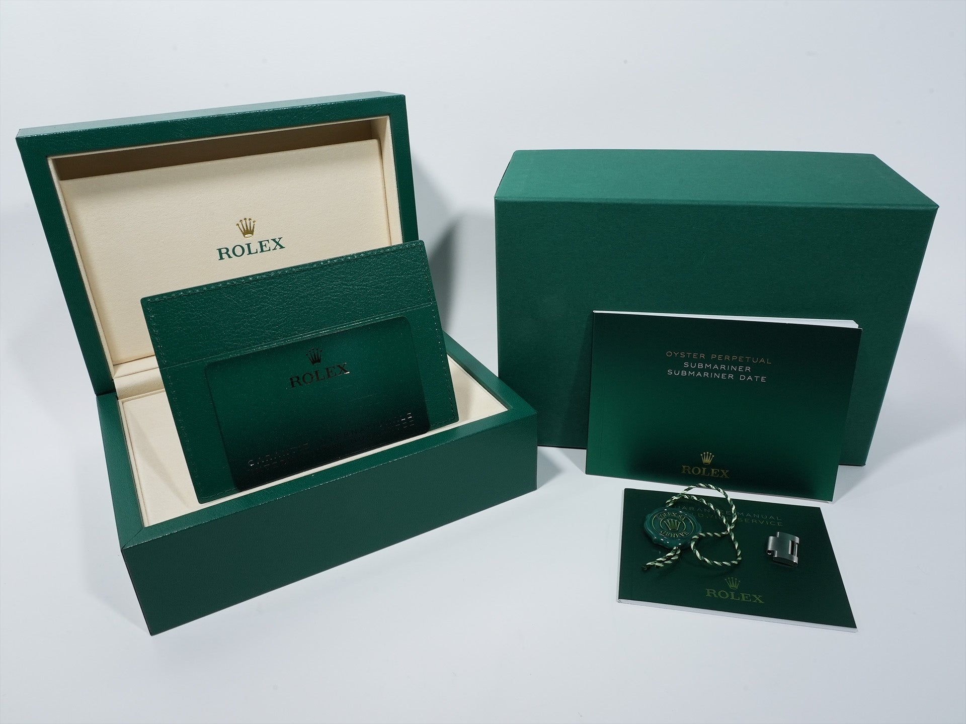 ロレックス サブマリーナー デイト Ref.126610LV ステンレススチール ブラック文字盤 未使用 4hzomc2a