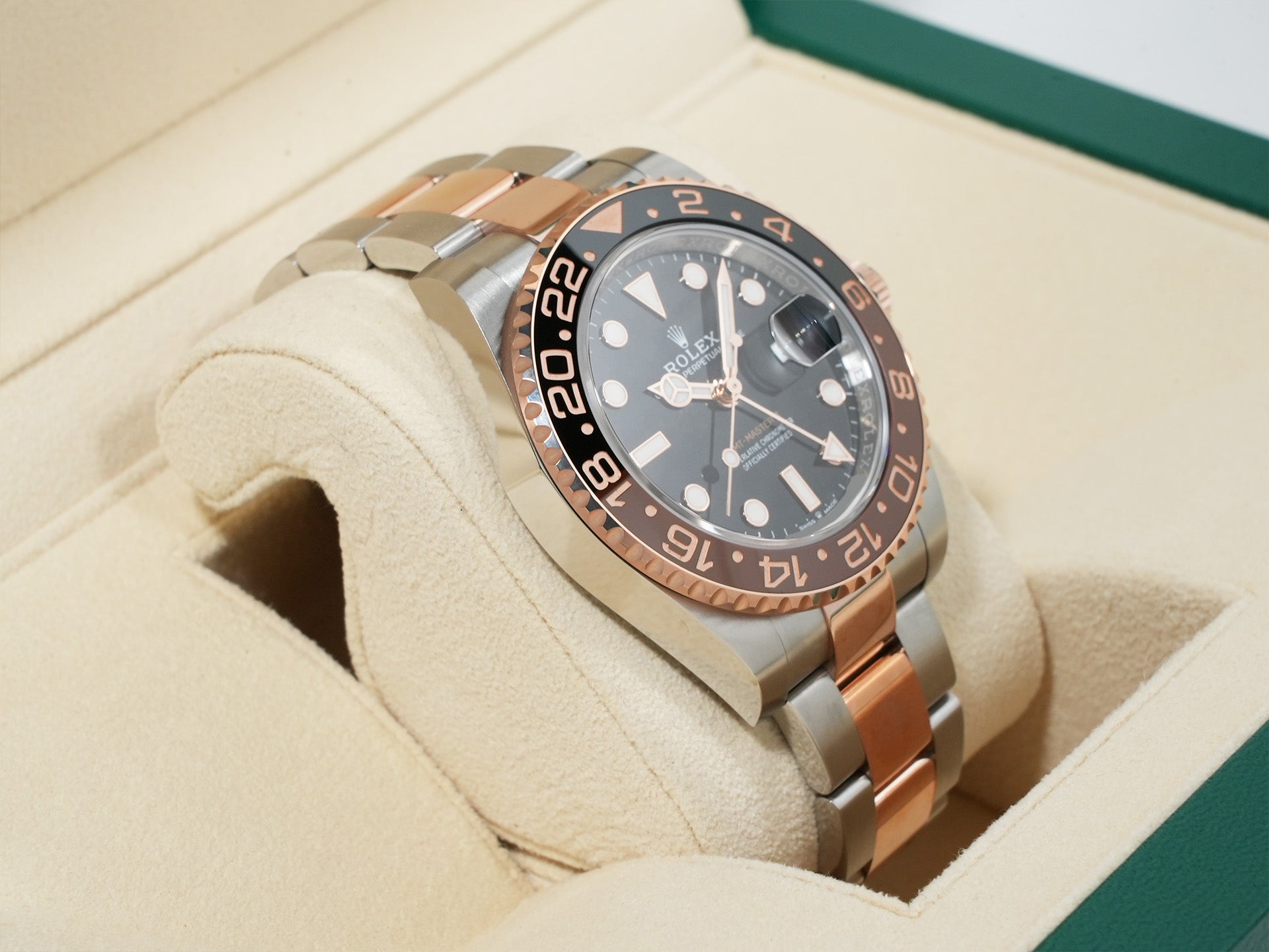 ロレックス GMTマスターII Ref.126711CHNR ステンレススチール/エバーローズゴールド ブラック文字盤 オイスターブレスレット 未使用 445r7xvd