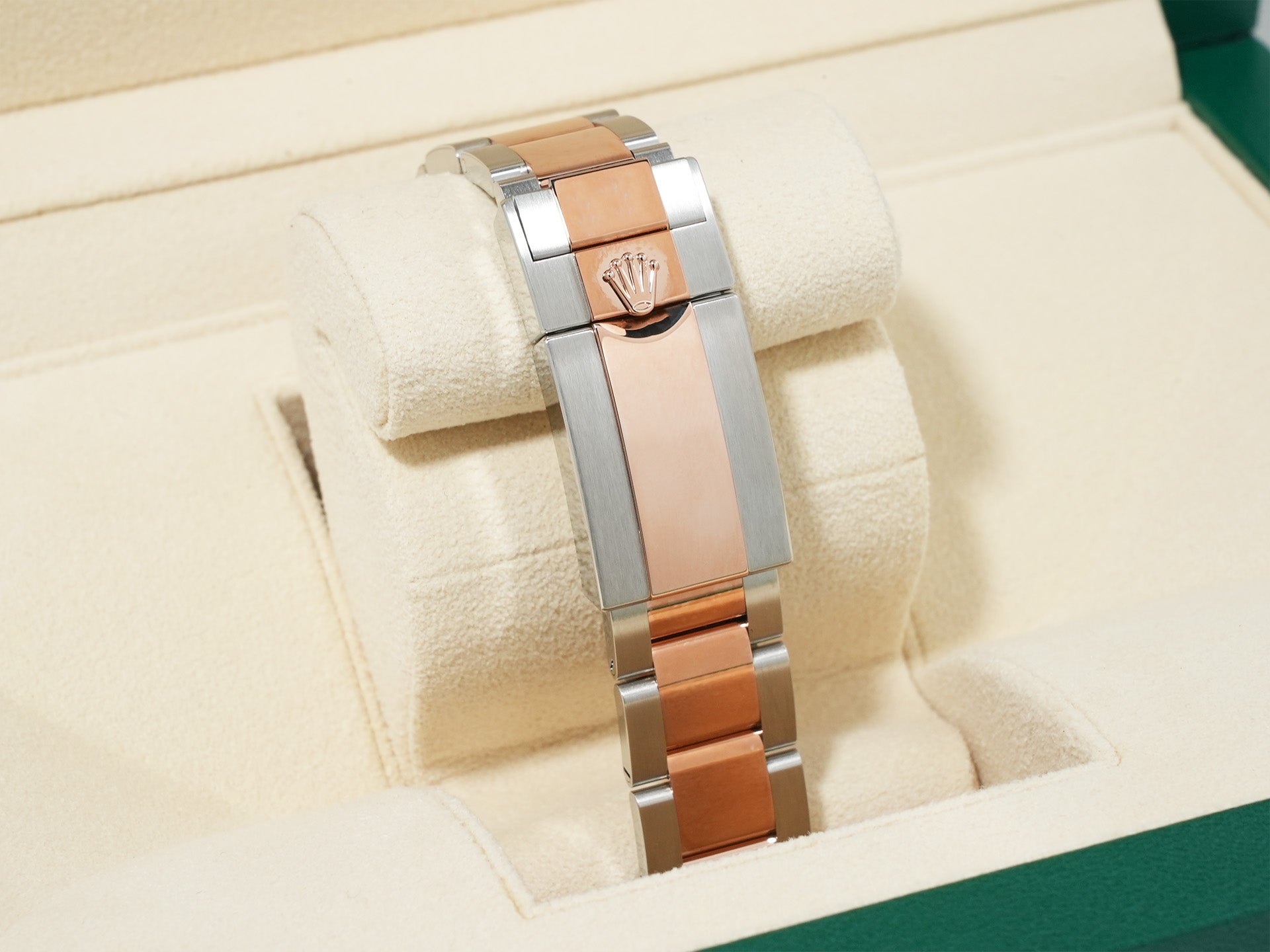 ロレックス GMTマスターII Ref.126711CHNR ステンレススチール/エバーローズゴールド ブラック文字盤 オイスターブレスレット 未使用 445r7xvd