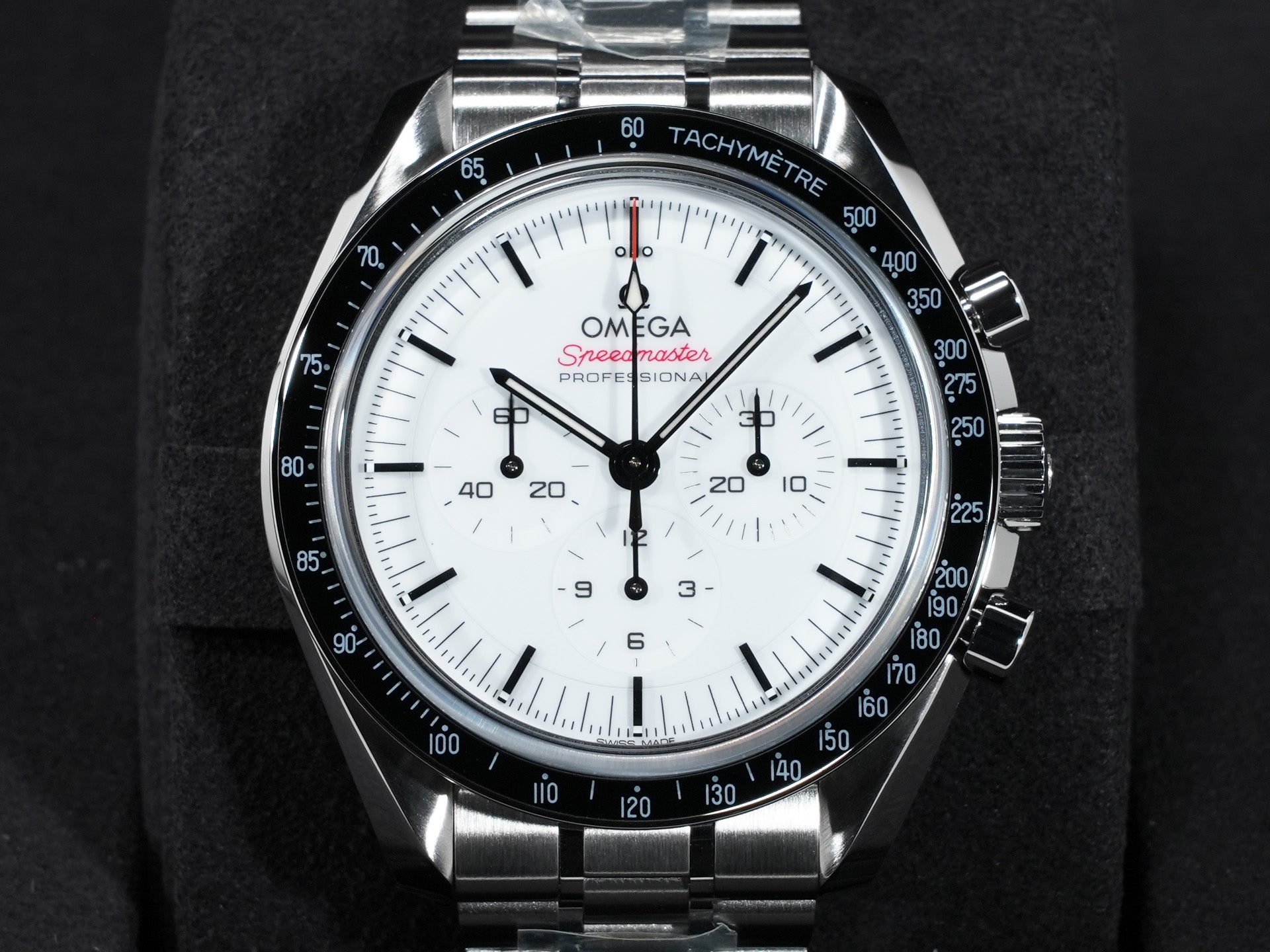 オメガ スピードマスター ムーンウォッチ プロフェッショナル Ref.310.30.42.50.04.001 ステンレス ホワイト文字盤 未使用 4bgs2nz3
