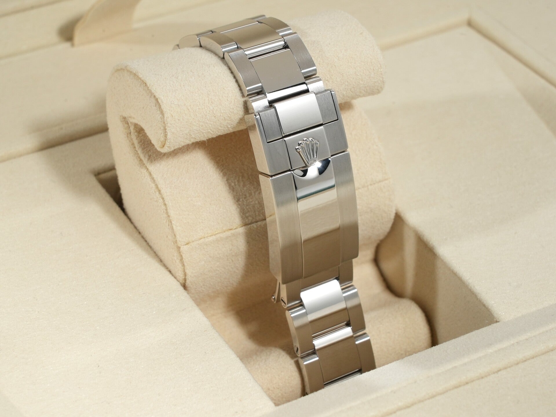 ロレックス デイトナ Ref.126506 プラチナ アイスブルー文字盤 未使用 qux5es78