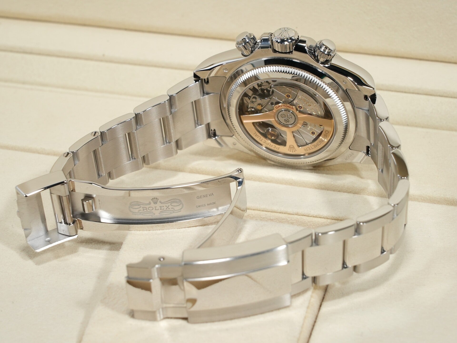 ロレックス デイトナ Ref.126506 プラチナ アイスブルー文字盤 未使用 qux5es78