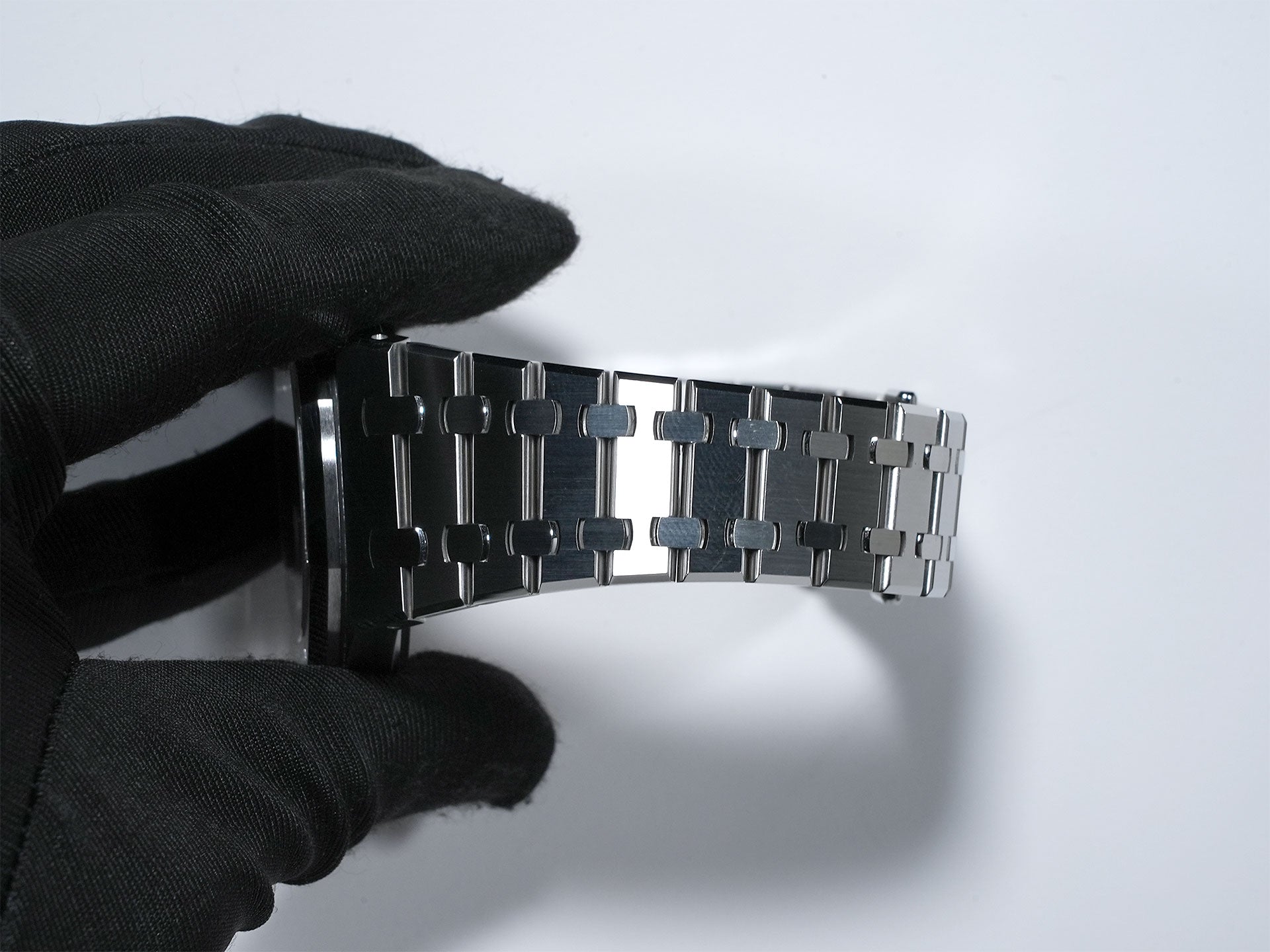 オーデマピゲ ロイヤルオーク Ref.15500ST.OO.1220ST.01 ステンレススチール ブルー文字盤 中古 5ngumy27