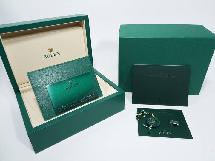 ロレックス デイトナ Ref.126500LN ステンレススチール ブラック文字盤 未使用 xou4u2sg