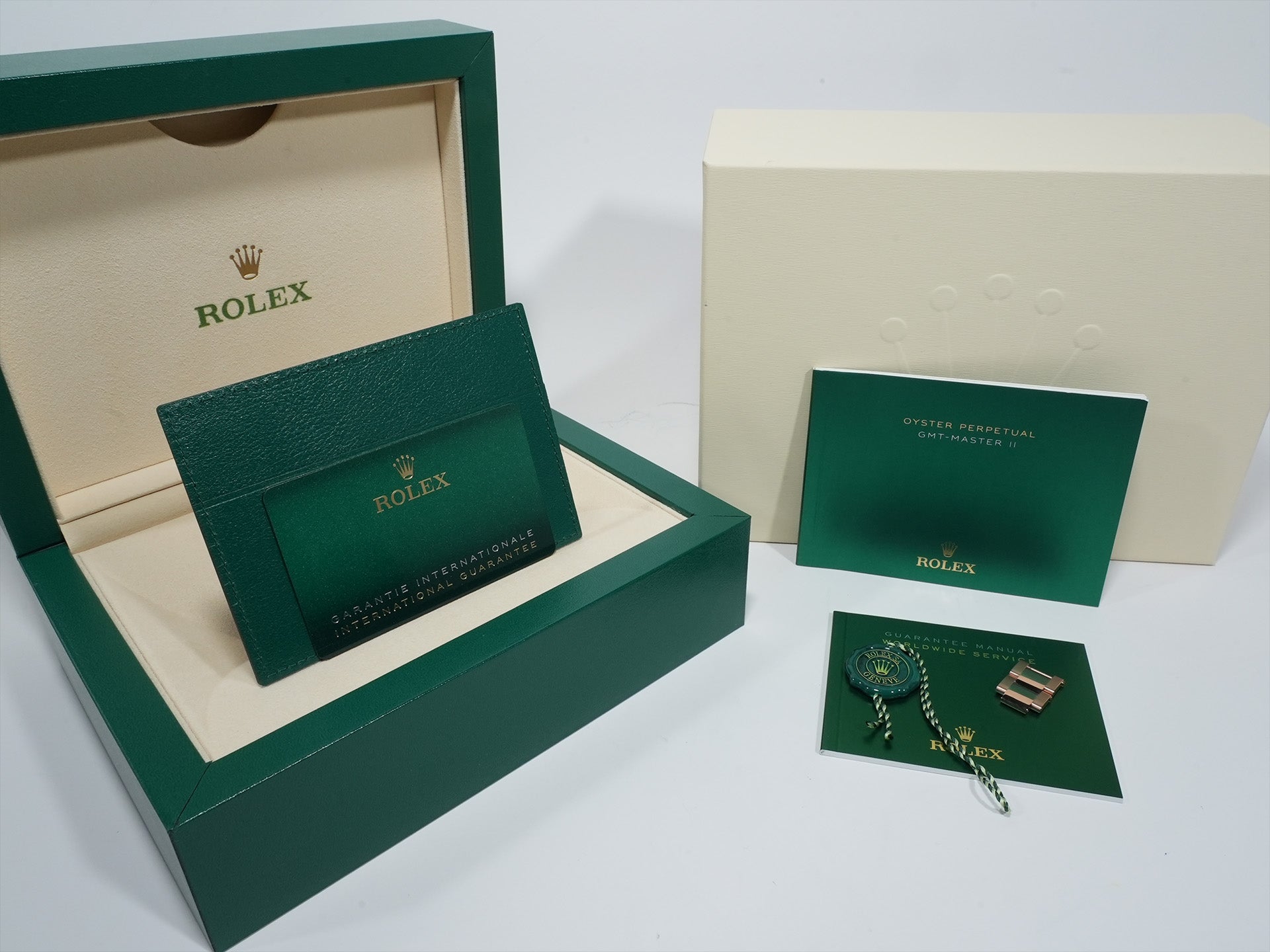 ロレックス GMTマスターII Ref.126715CHNR エバーローズゴールド ブラック文字盤 オイスターブレスレット 未使用 vy85jbiu