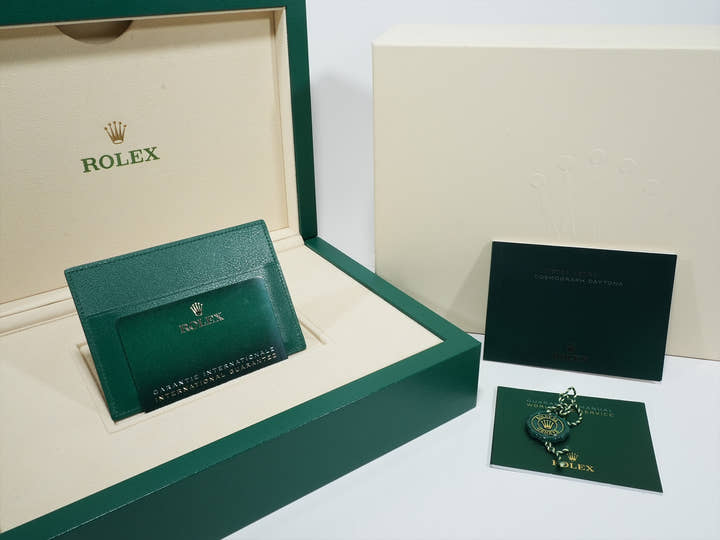 ロレックス デイトナ Ref.126506A プラチナ アイスブルーx11Pダイヤ文字盤 未使用 nk7r6257