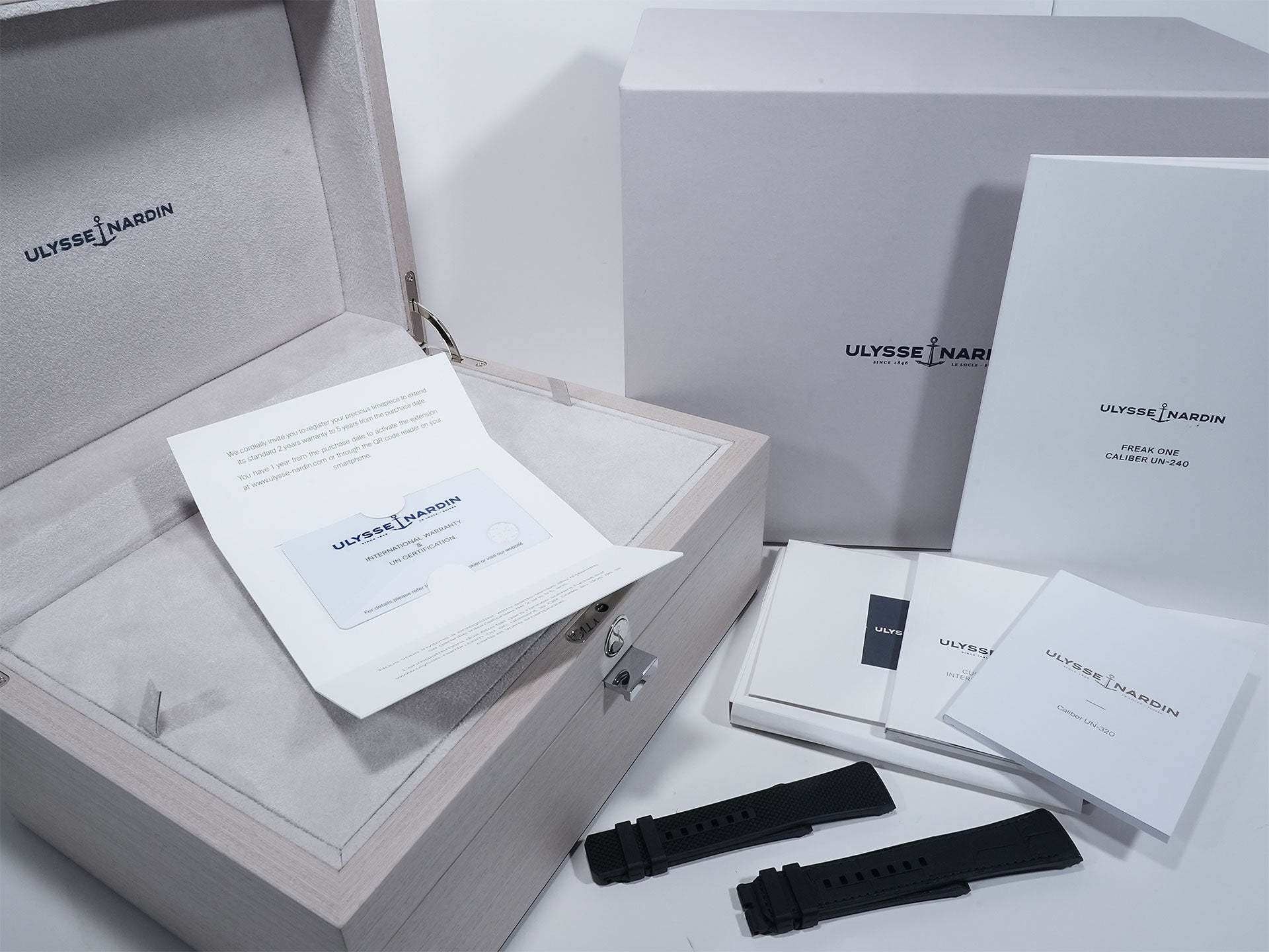 ユリスナルダン フリークワン Ref.2405-500-2A/3D チタンxローズゴールド スケルトン文字盤 美品 7ig7cvco