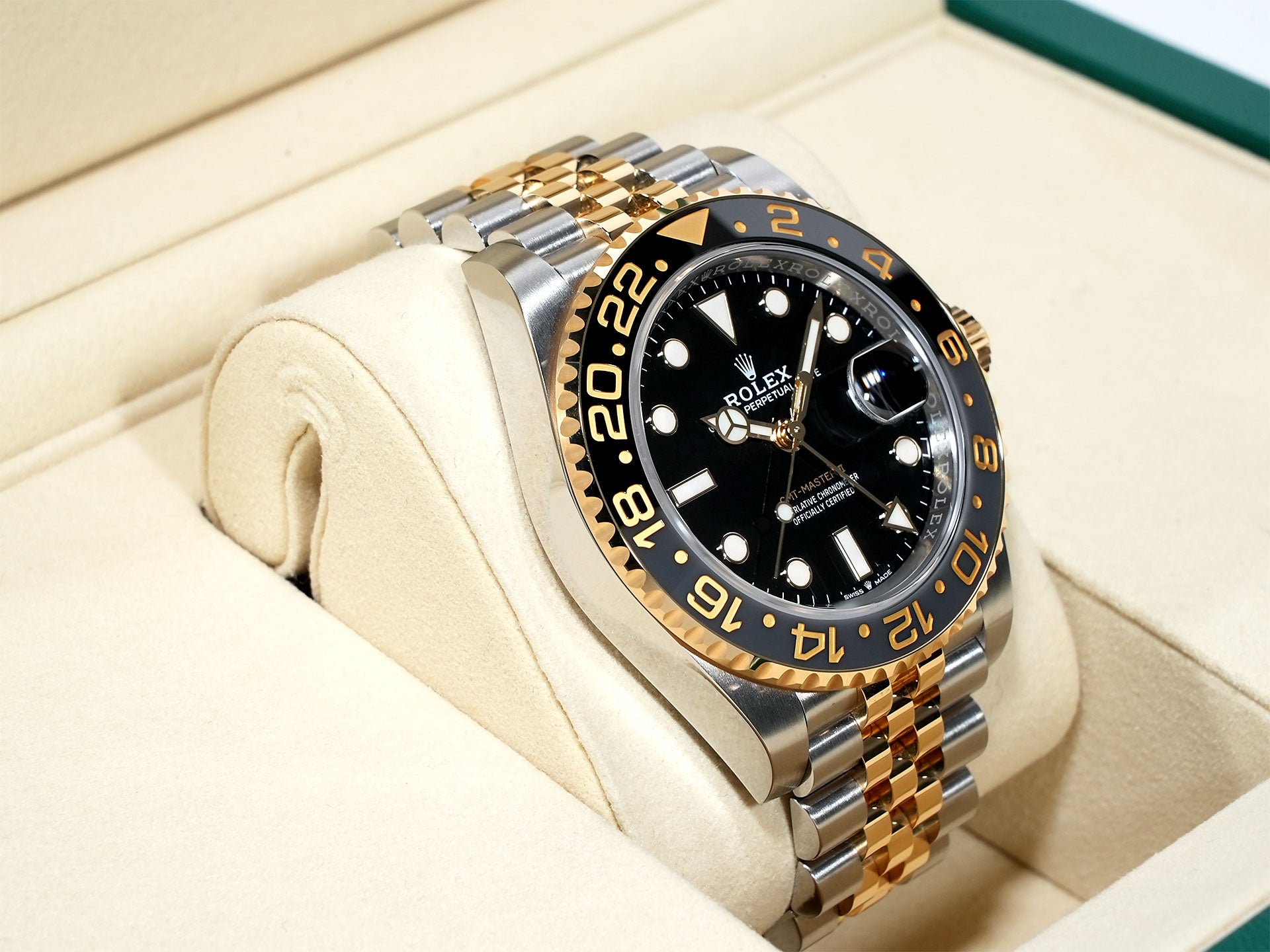 ロレックス GMTマスターII Ref.126713GRNR ステンレススチール/イエローゴールド ブラック文字盤 ジュビリーブレスレット 美中古 2dygxz8e