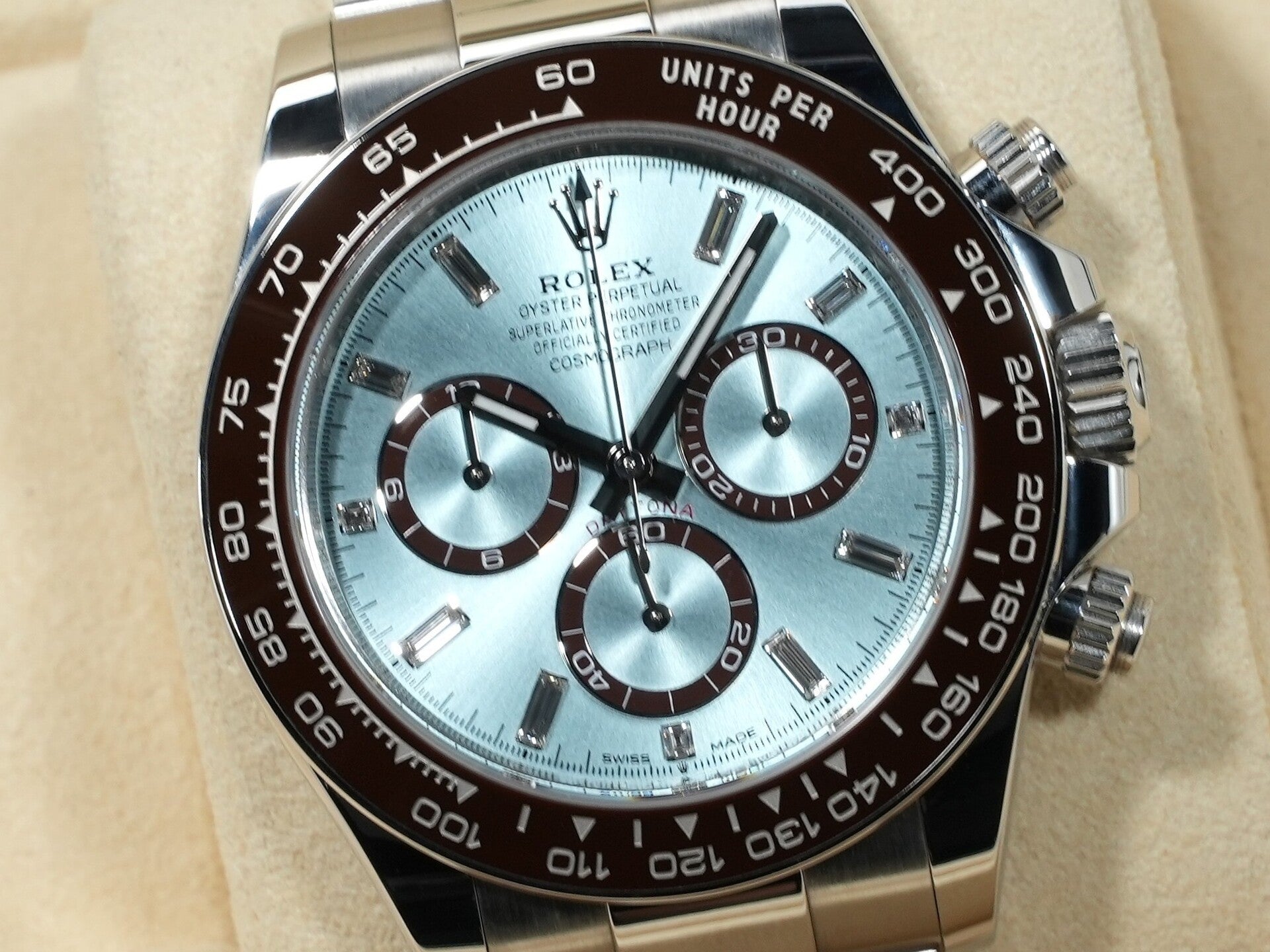 ロレックス デイトナ Ref.126506A プラチナ アイスブルーx11Pダイヤ文字盤 未使用 aa9rmusa