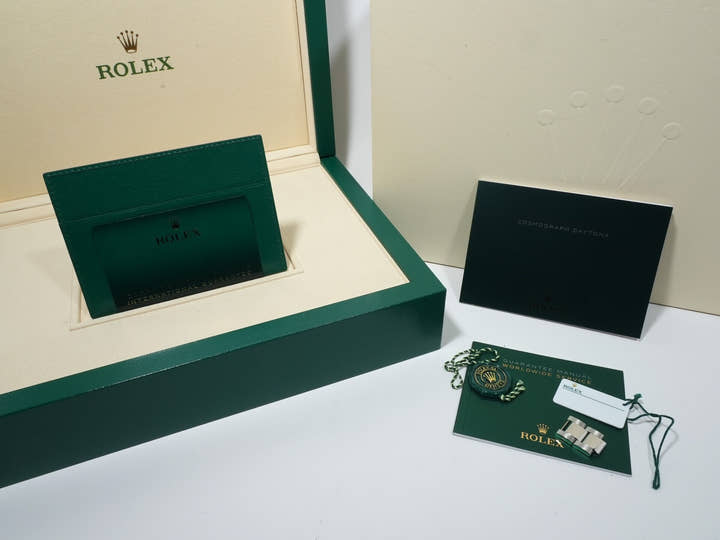 ロレックス デイトナ Ref.126506A プラチナ アイスブルーx11Pダイヤ文字盤 未使用 aa9rmusa