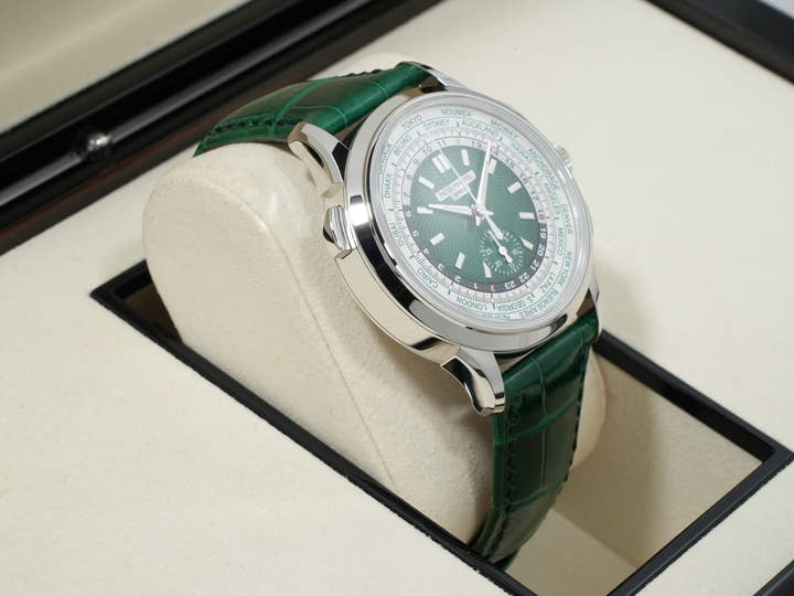 パテックフィリップ コンプリケーション ワールドタイム クロノグラフ Ref.5930P-001 プラチナ グリーン文字盤 未使用 fjkso7c4