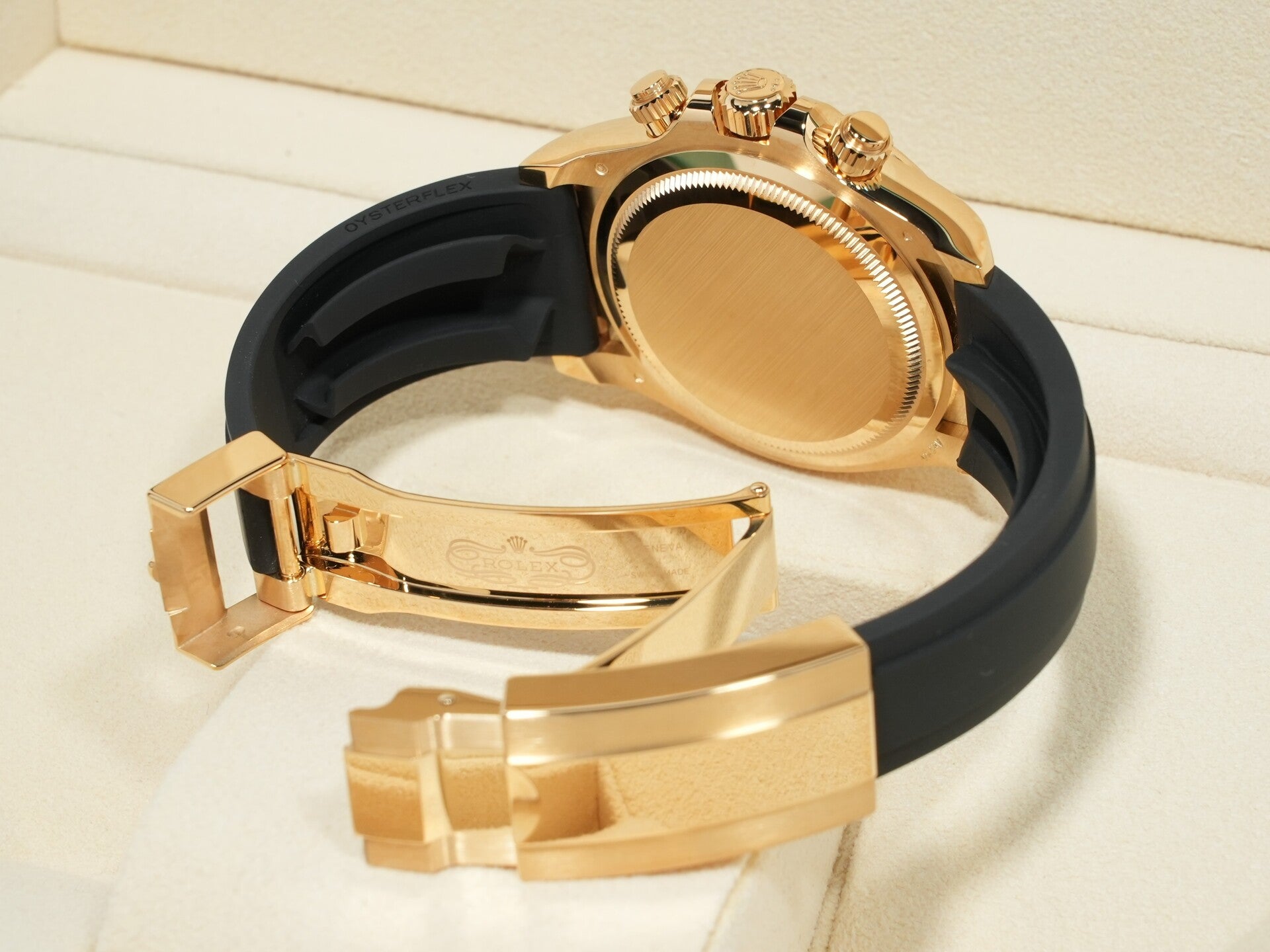 Rolex Daytona Ref. 126518LN Yellow Gold Black and Champagne Dial Unused 4g9r39i9