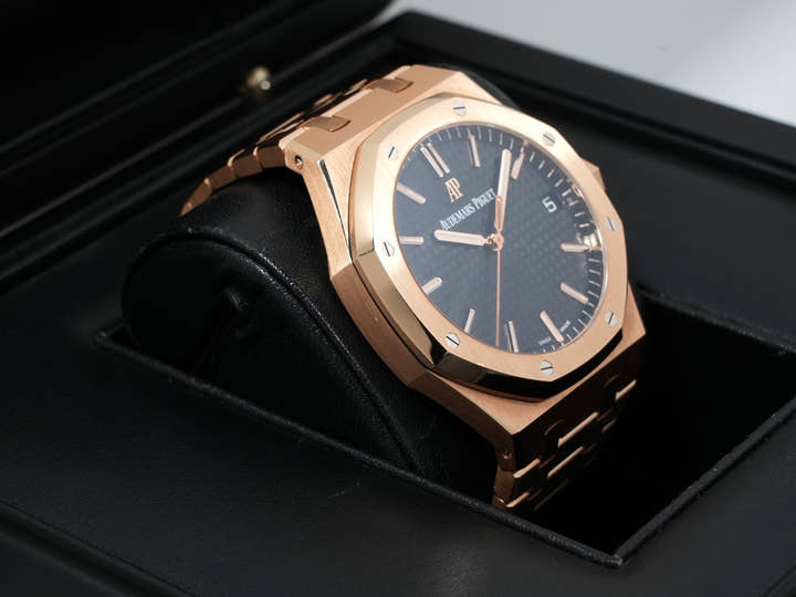 Audemars Piguet Royal Oak Ref. 15500OR.OO.D002CR.01 Pink Gold Black Dial Excellent Condition Pre-Owned 2at4yrqu