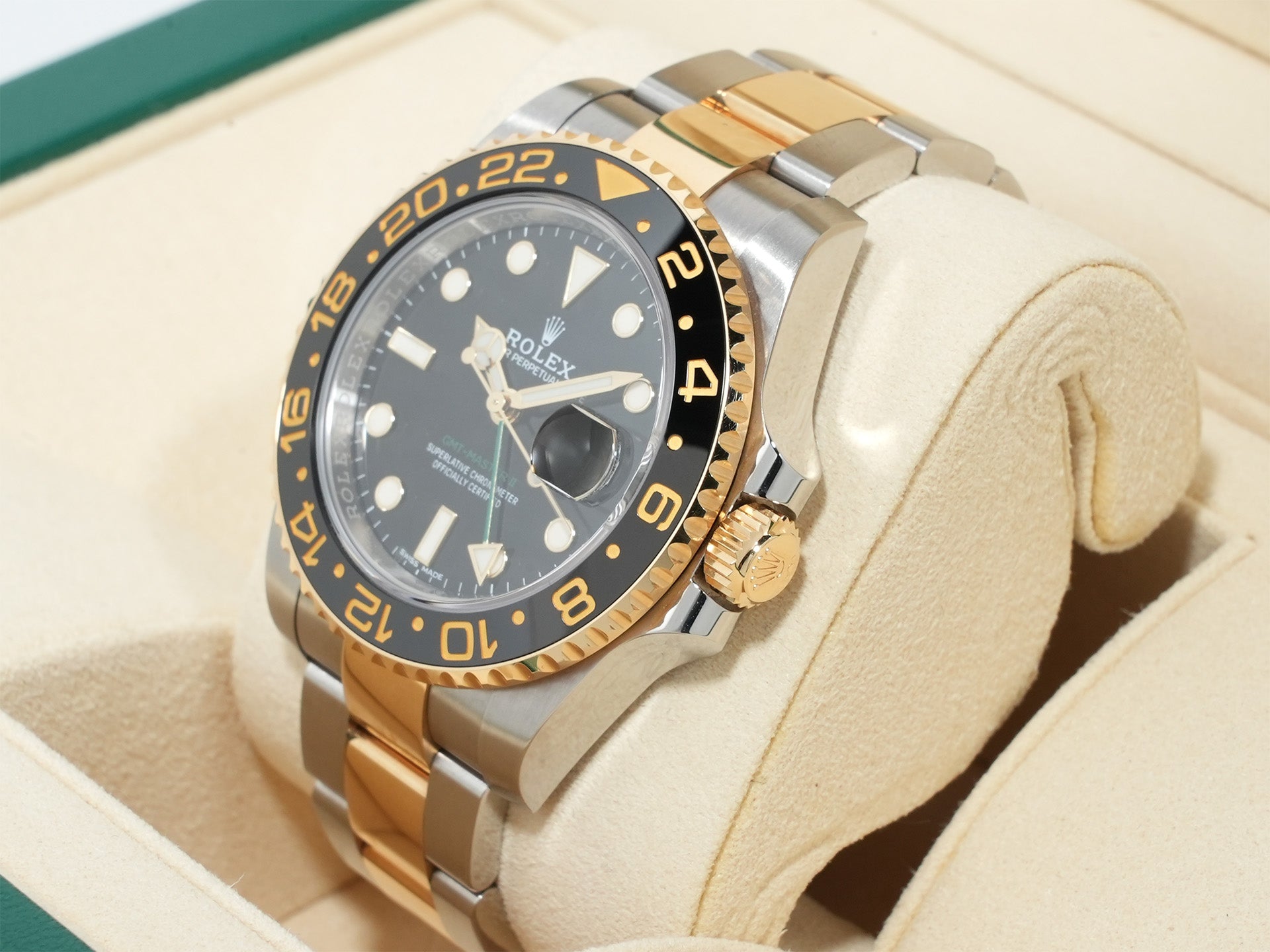 Rolex GMT-Master II Ref. 116713LN Stainless Steel/Yellow Gold Black Dial Oyster Bracelet Pre-owned jyv4owq4
