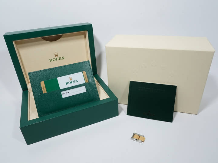 Rolex GMT-Master II Ref. 116713LN Stainless Steel/Yellow Gold Black Dial Oyster Bracelet Pre-owned jyv4owq4