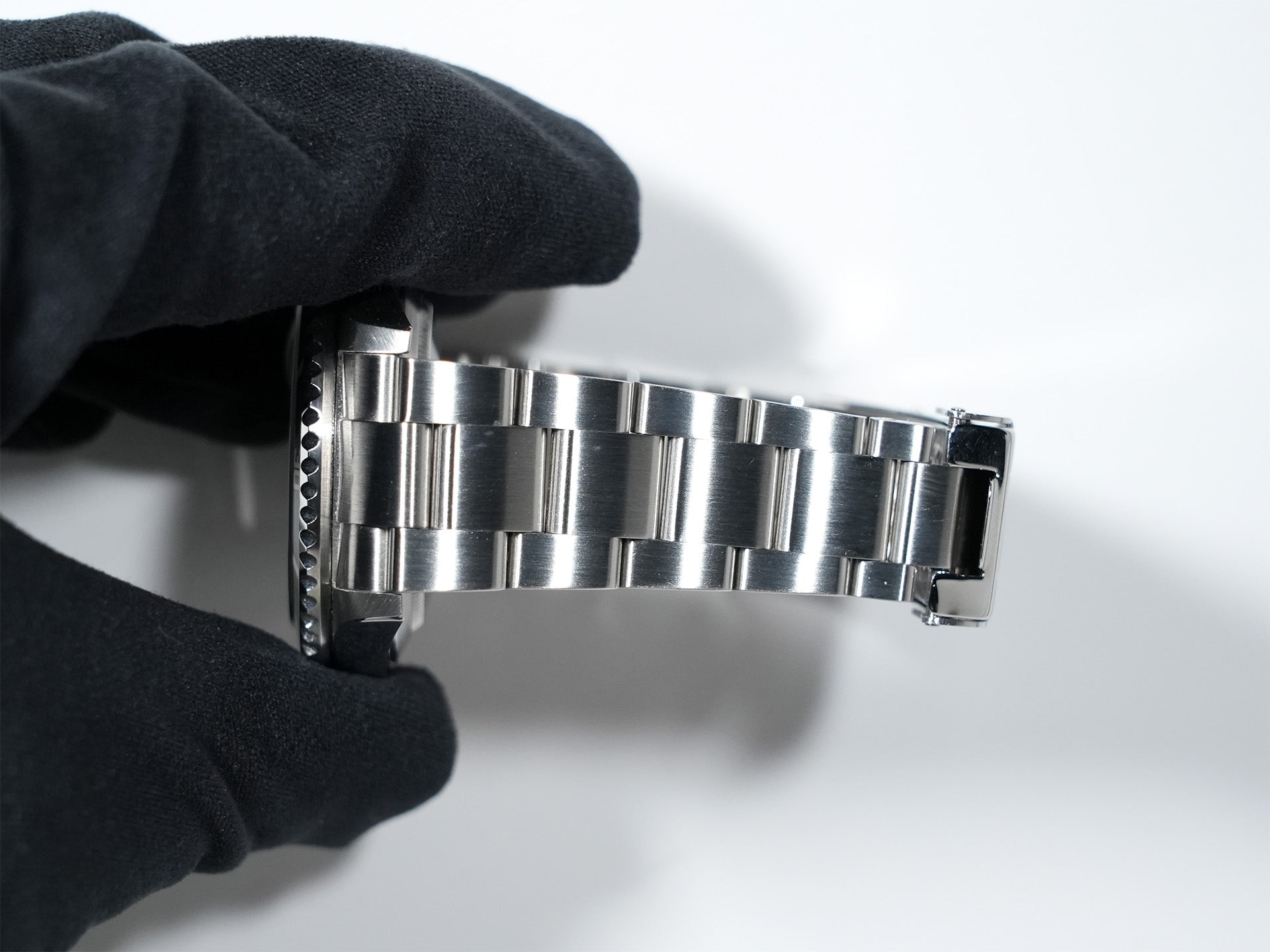 Rolex Submariner Date Ref. 16610LV Stainless Steel Black Dial Pre-owned pgdr3c4w