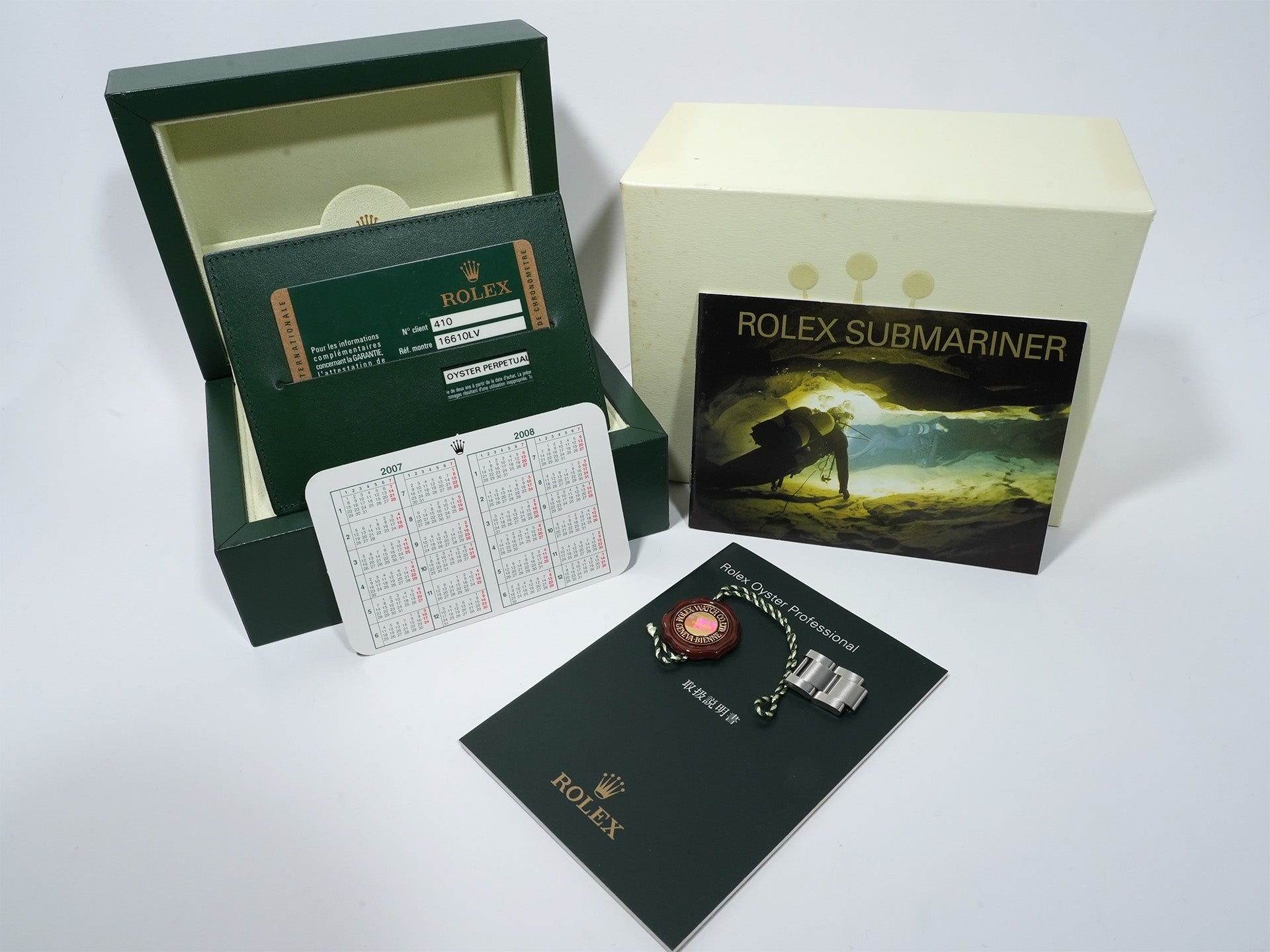 Rolex Submariner Date Ref. 16610LV Stainless Steel Black Dial Pre-owned pgdr3c4w