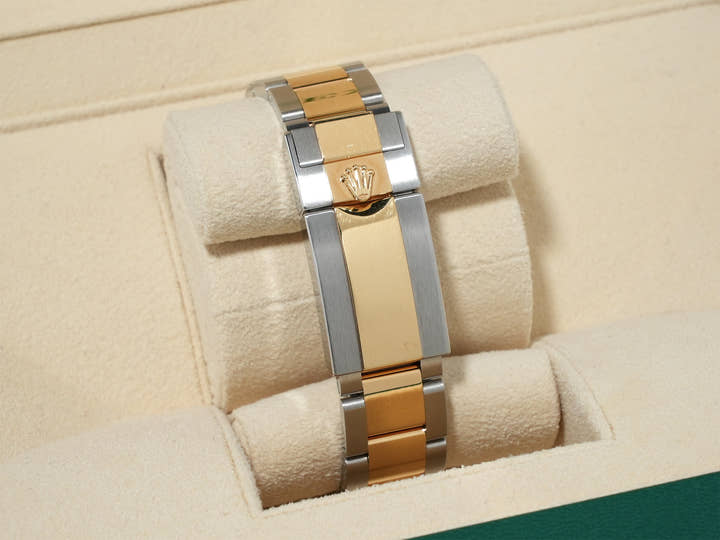 Pre-owned Rolex Daytona Ref. 116503 Stainless Steel/Yellow Gold White Dial R57KG R5J