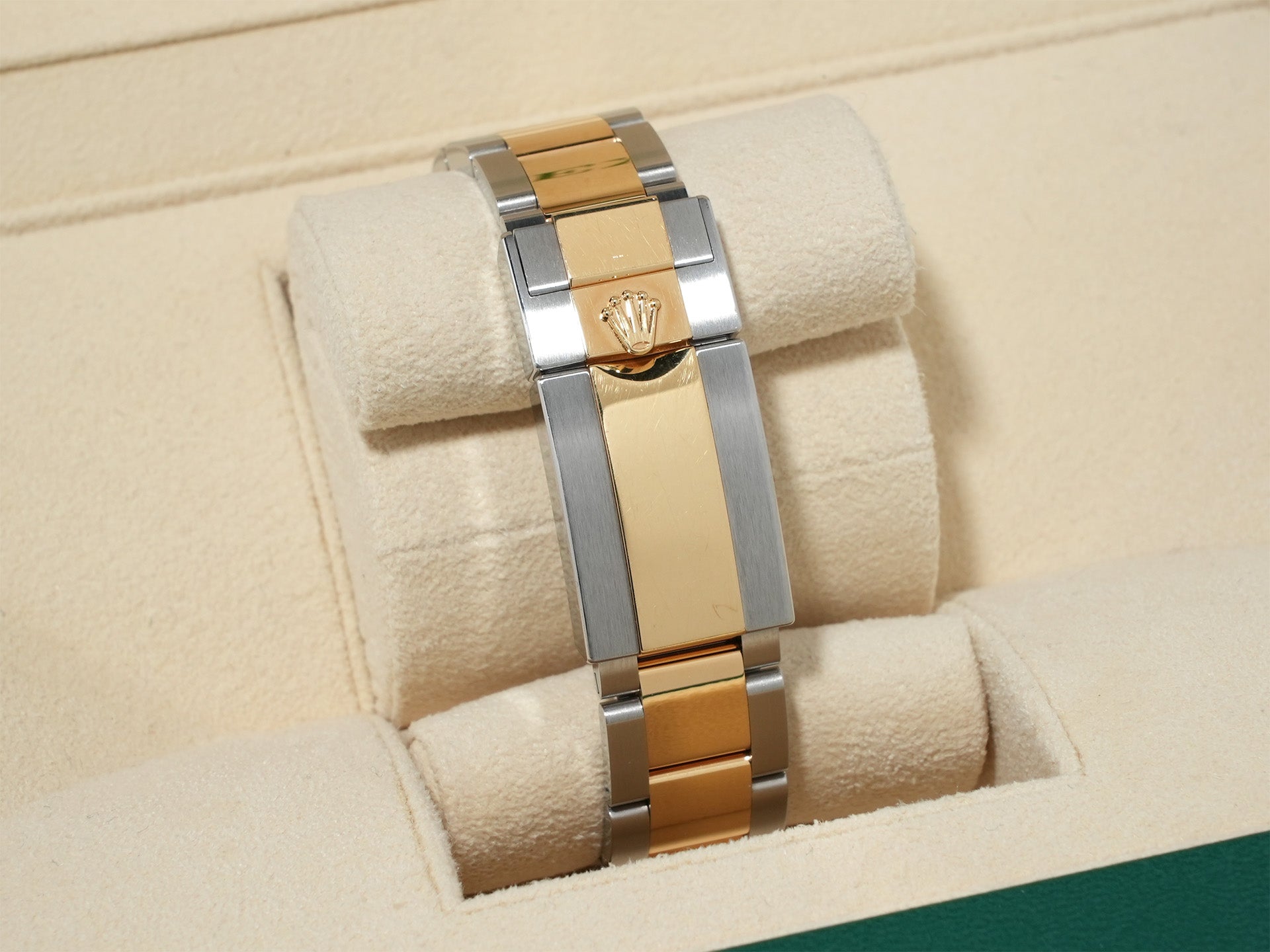 Pre-owned Rolex Daytona Ref. 116503 Stainless Steel/Yellow Gold White Dial R57KG R5J