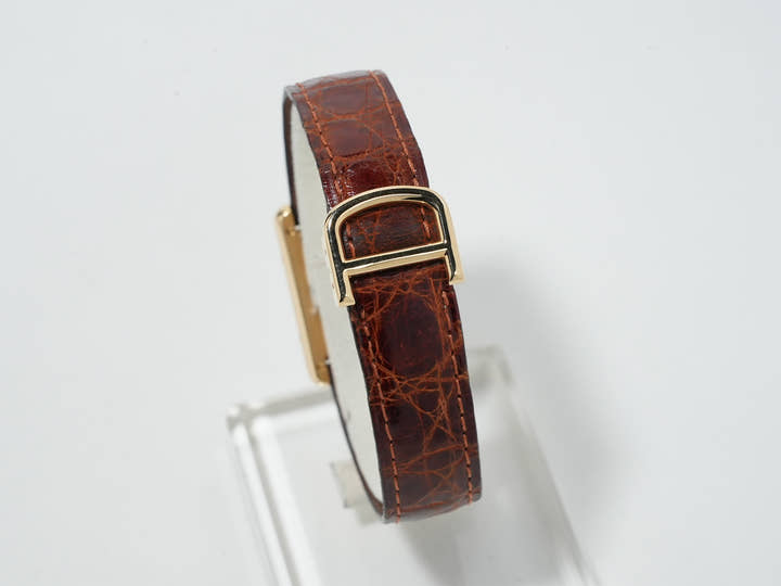 カルティエ タンク ルイ カルティエ ムーンフェイズ Ref.W1500851 イエローゴールド シルバー文字盤 中古 svfkht2q