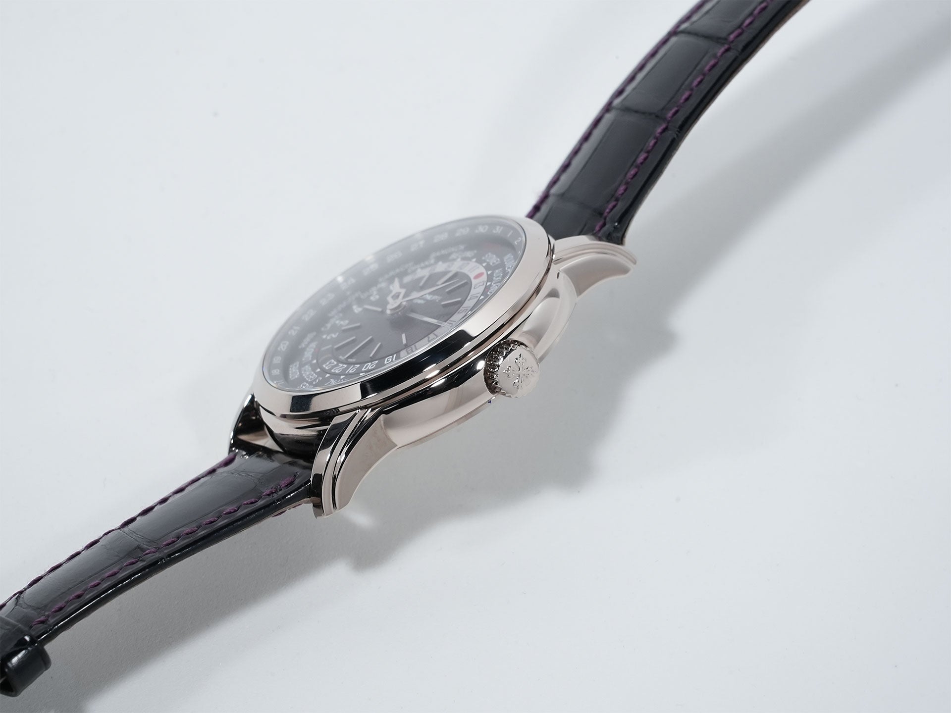 パテックフィリップ コンプリケーション ワールドタイム デイト Ref.5330G-010 ホワイトゴールド パープル文字盤 美品 b5st3ehs