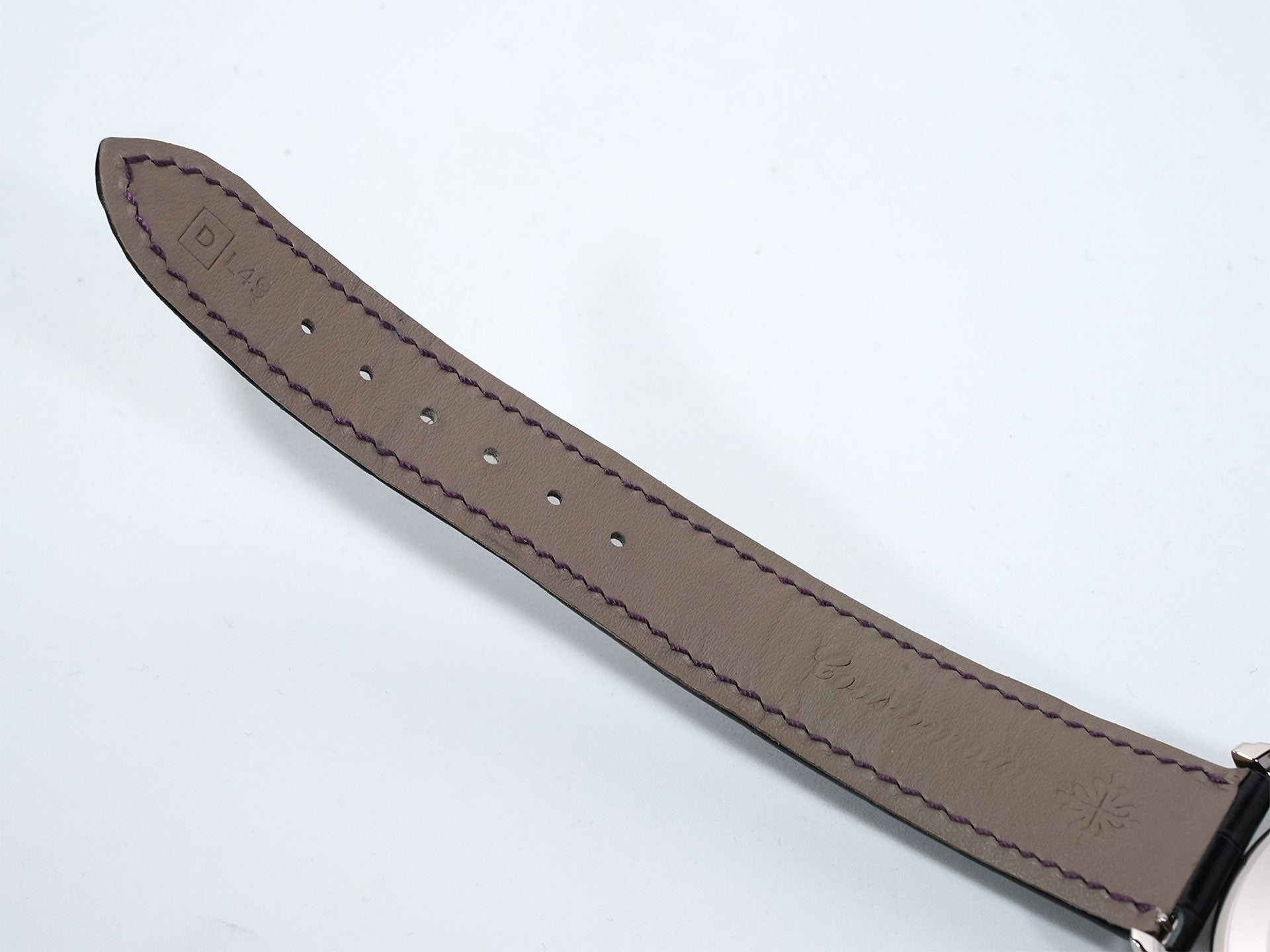 パテックフィリップ コンプリケーション ワールドタイム デイト Ref.5330G-010 ホワイトゴールド パープル文字盤 美品 b5st3ehs