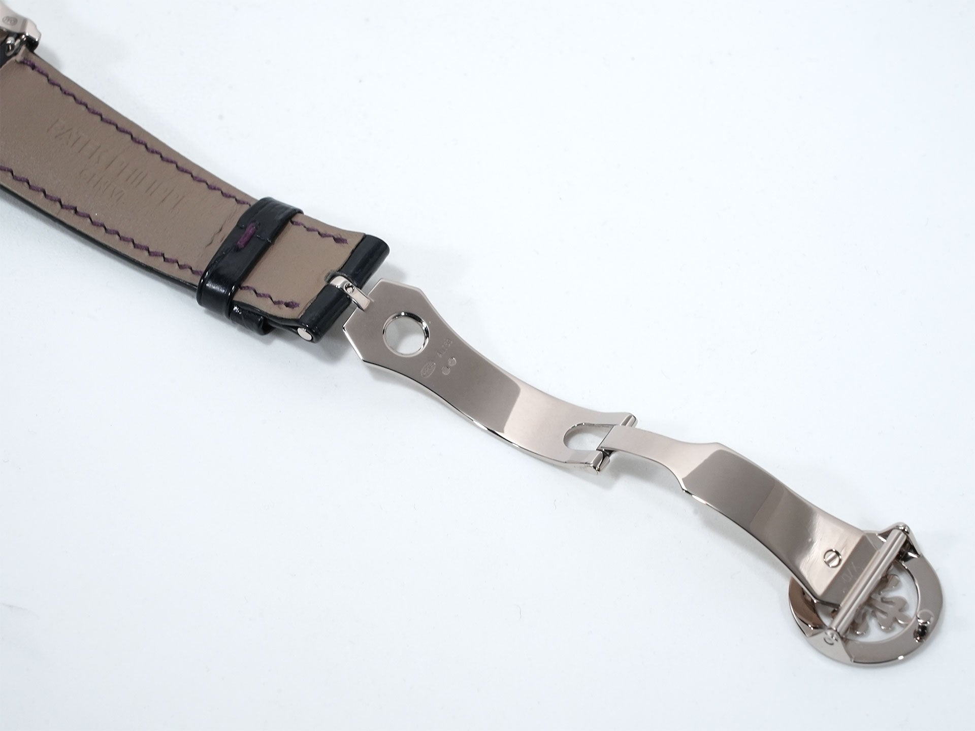 パテックフィリップ コンプリケーション ワールドタイム デイト Ref.5330G-010 ホワイトゴールド パープル文字盤 美品 b5st3ehs