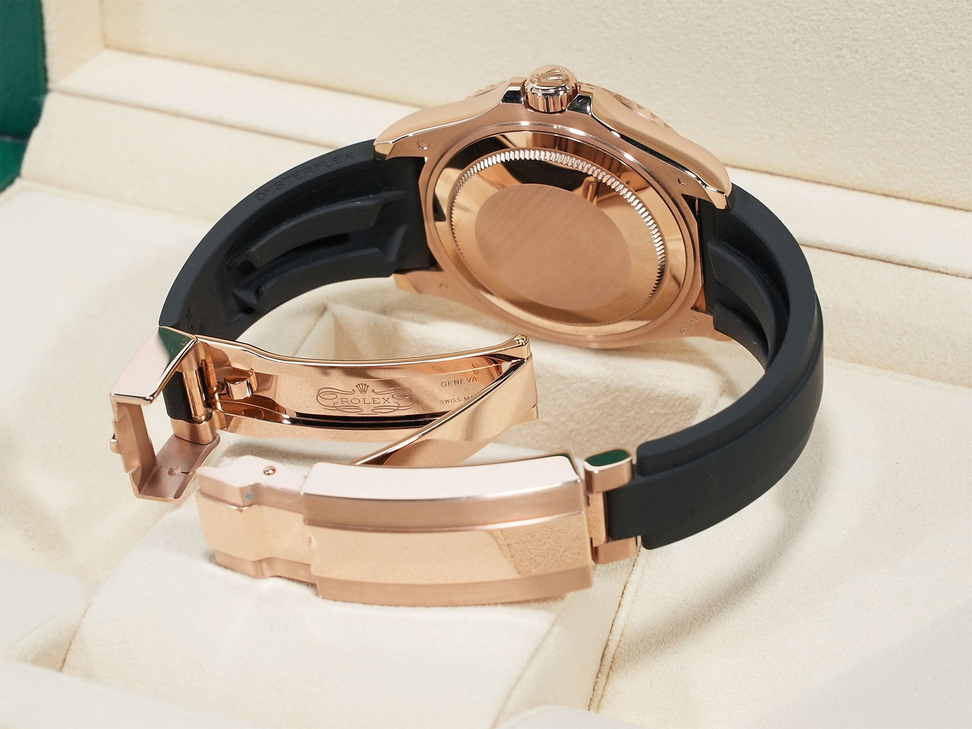 ロレックス ヨットマスター37 Ref.268655 エバーローズゴールド ブラック文字盤 美中古 o4g3f4ns