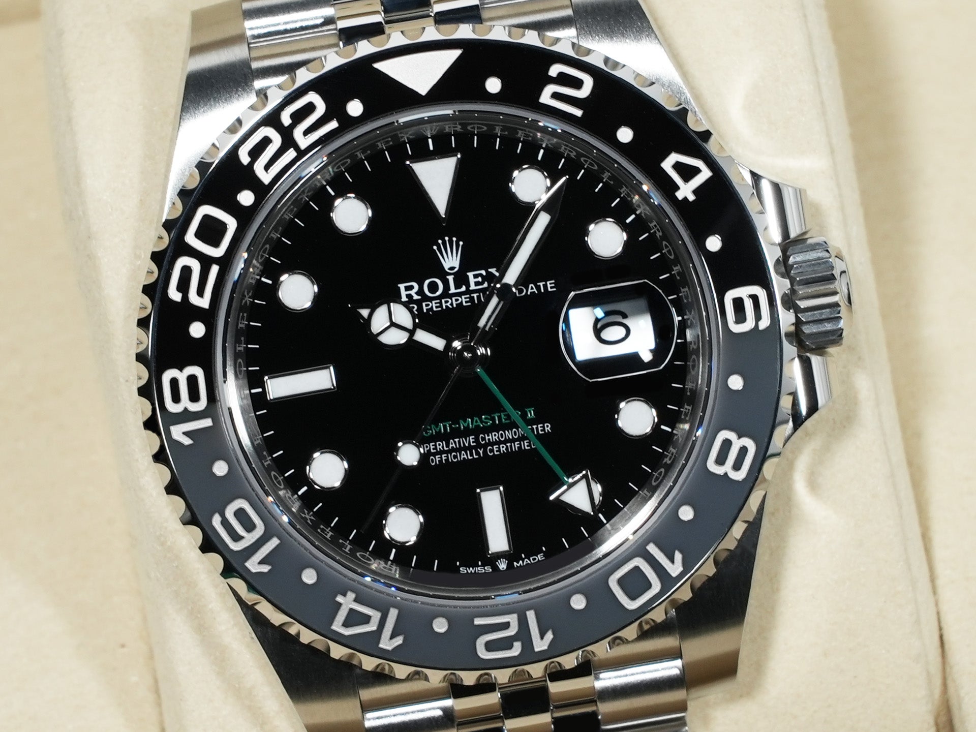 ロレックス GMTマスターII Ref.126710GRNR ステンレススチール ブラック文字盤 ジュビリーブレスレット 未使用 qebvicns