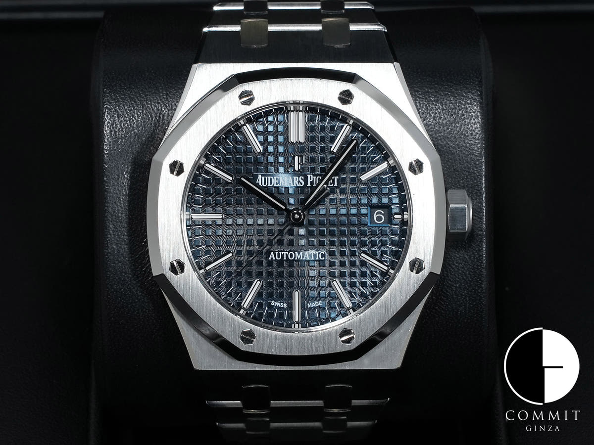 Audemars Piguet Royal Oak Ref. 15450ST.OO.1256ST.03 Stainless Steel Blue Dial Excellent Condition a7bo56ij