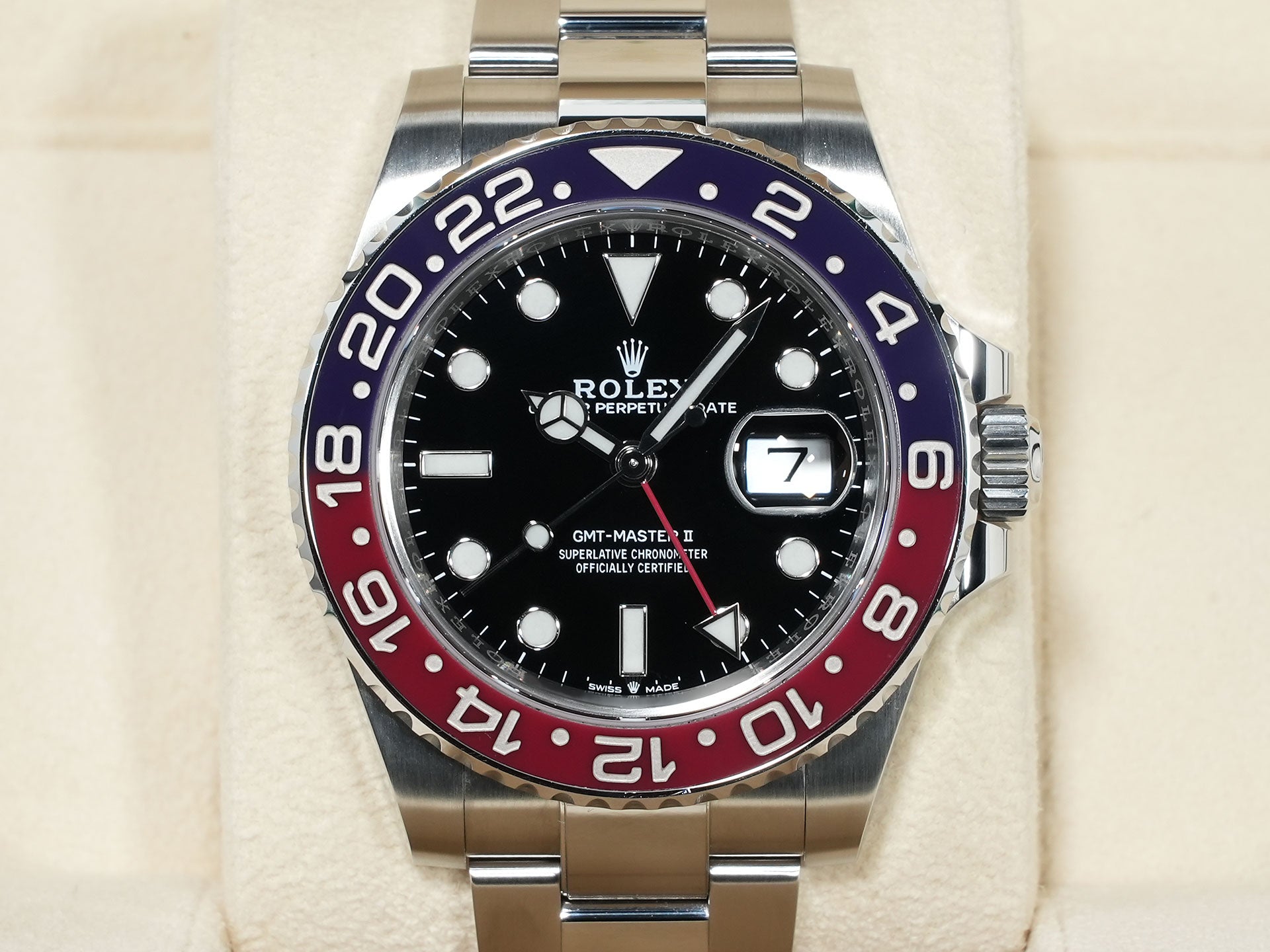 Pre-owned Rolex GMT-Master II Ref. 126710BLRO Stainless Steel Black Dial Oyster Bracelet qgidu4zu