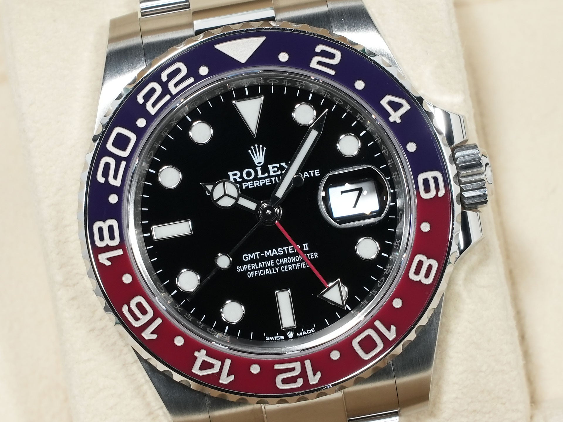 Pre-owned Rolex GMT-Master II Ref. 126710BLRO Stainless Steel Black Dial Oyster Bracelet qgidu4zu