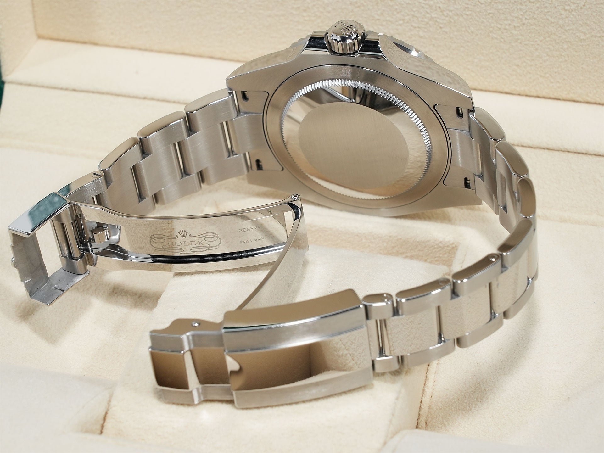 Pre-owned Rolex GMT-Master II Ref. 126710BLRO Stainless Steel Black Dial Oyster Bracelet qgidu4zu