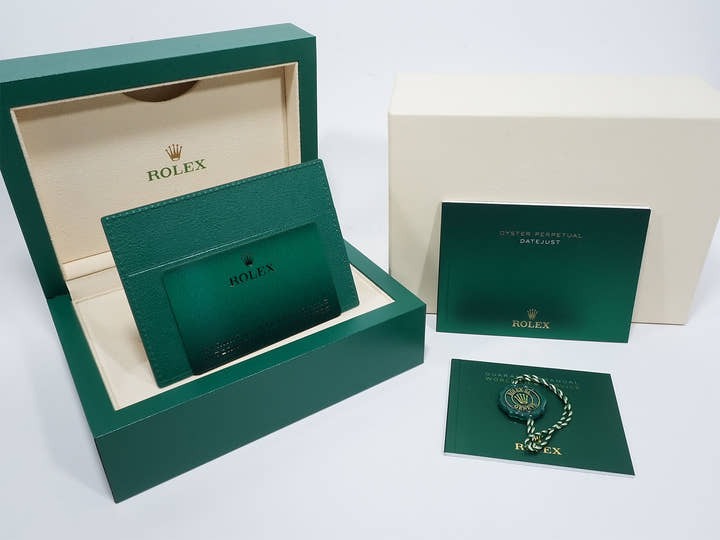 Rolex Datejust 41 Ref. 126300 Stainless Steel Slate Roman Dial Jubilee Bracelet Excellent Condition tnvkwomh