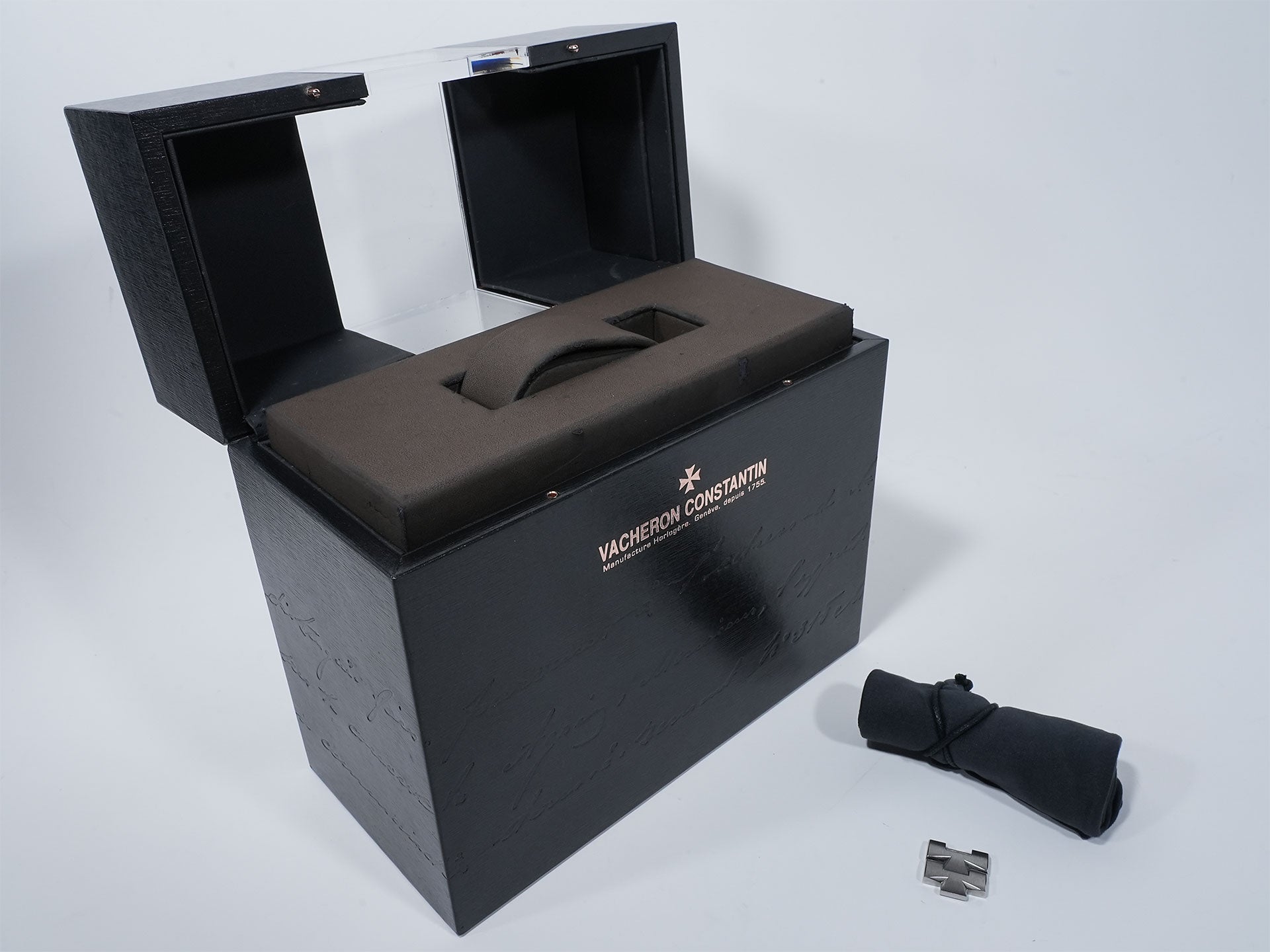 Vacheron Constantin Overseas Dual Time Ref. 47450/B01A-9227 Stainless Steel Black Dial Pre-owned briz49ct