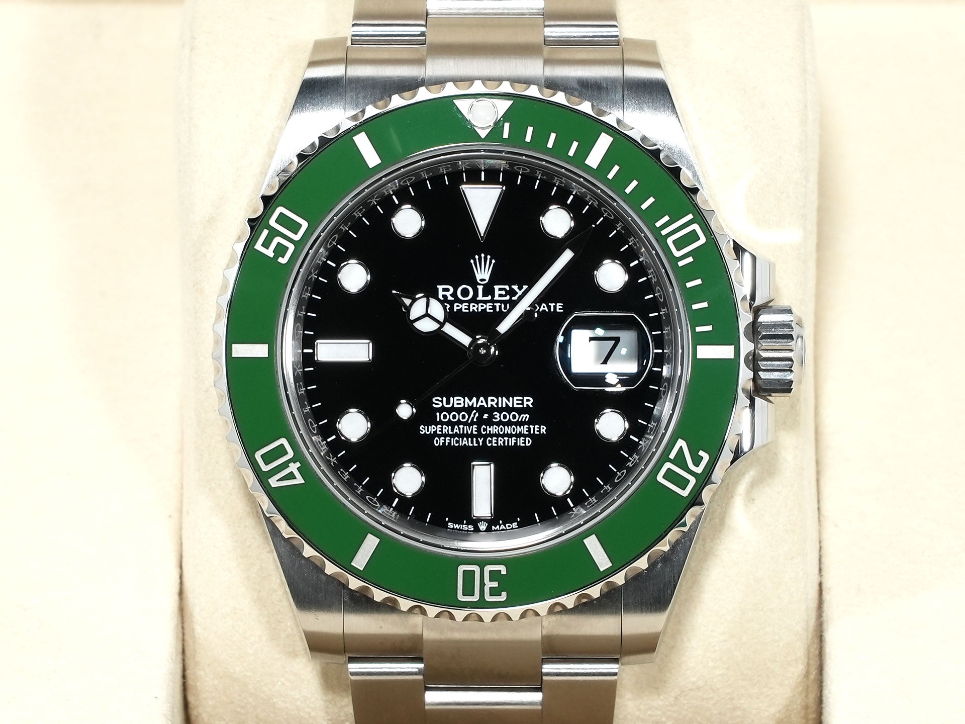 Rolex Submariner Date Ref. 126610LV Stainless Steel Black Dial Excellent Condition xdgjdi2u