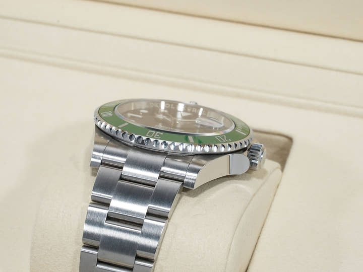 Rolex Submariner Date Ref. 126610LV Stainless Steel Black Dial Excellent Condition xdgjdi2u