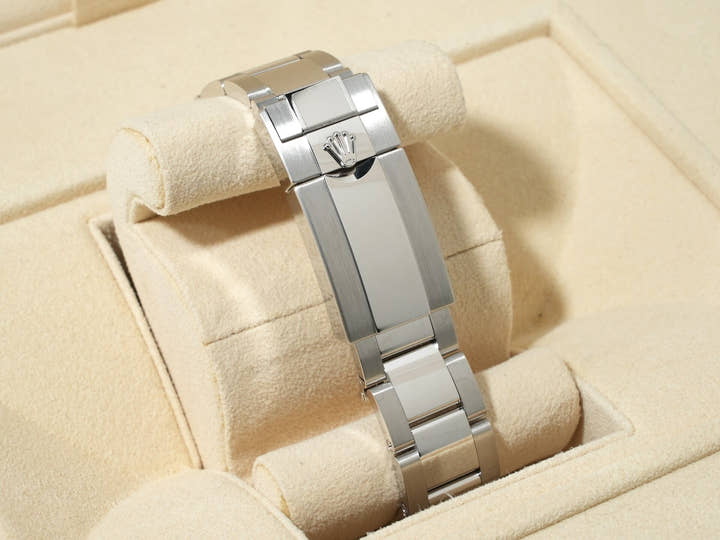 ロレックス デイトナ Ref.126506A プラチナ アイスブルーx11Pダイヤ文字盤 未使用 urv8srqi