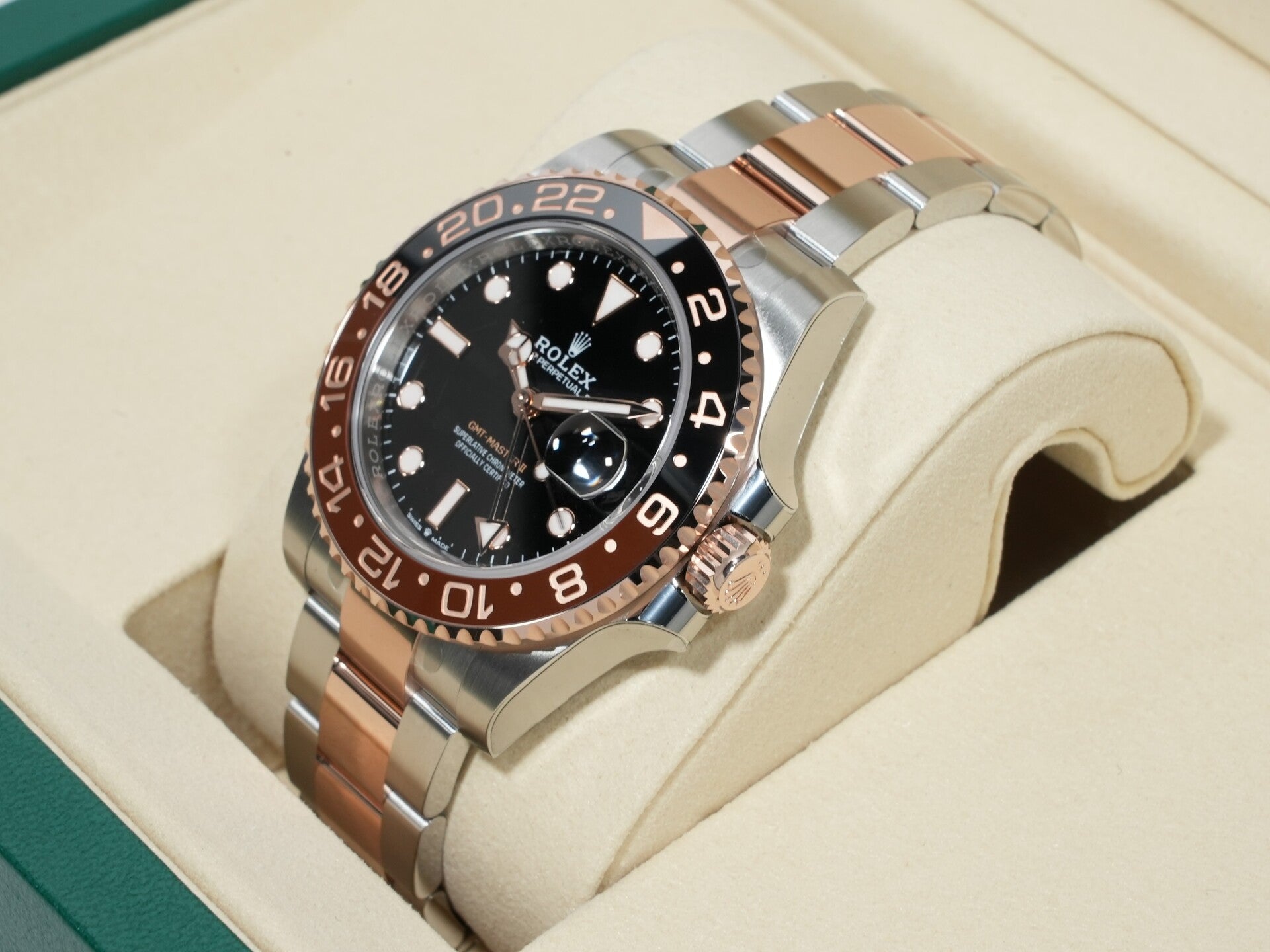 Rolex GMT-Master II Ref. 126711CHNR Stainless Steel/Everose Gold Black Dial Oyster Bracelet Unused hzps9p5c