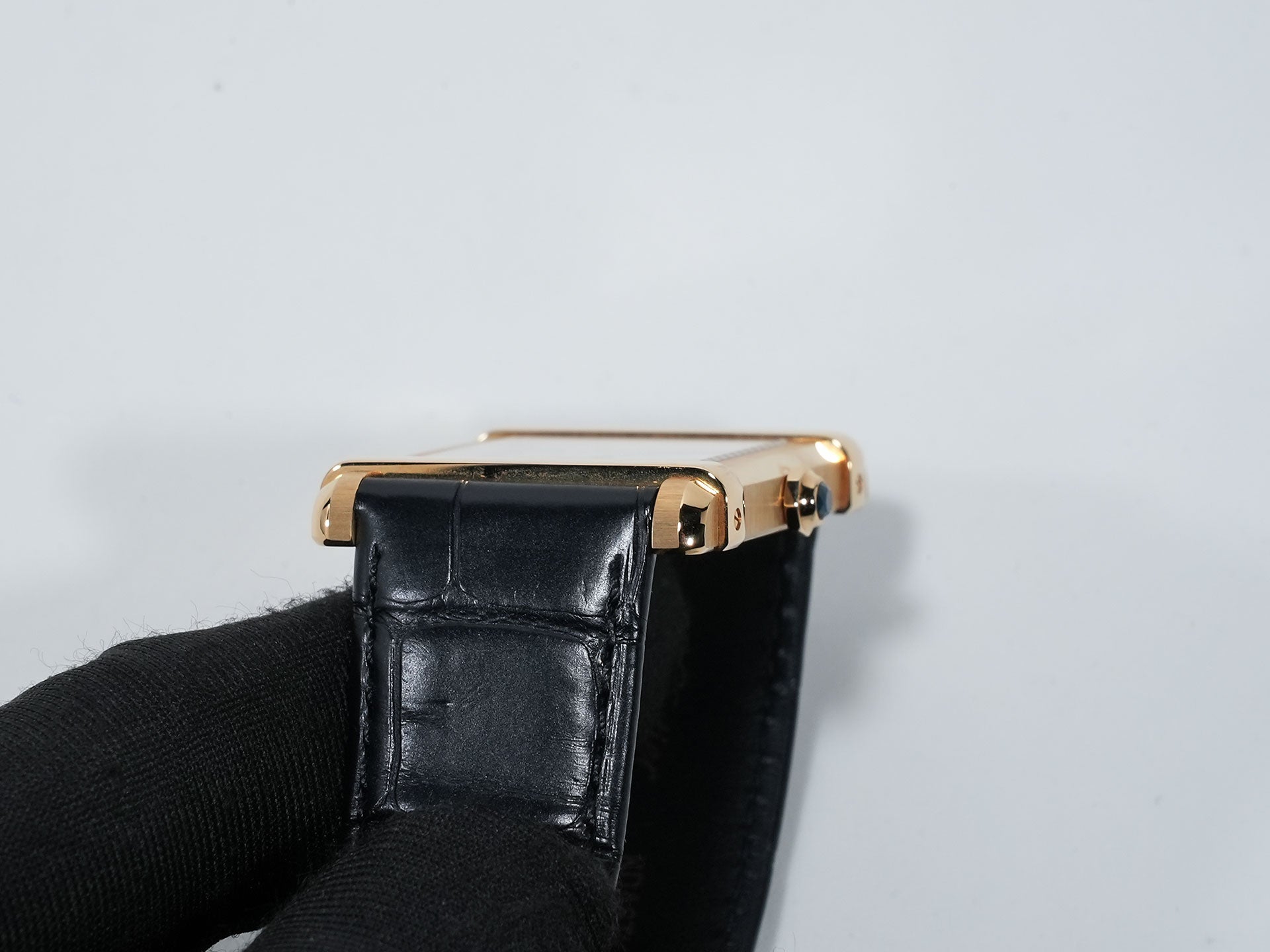 Cartier Tank Chinoise Ref. WGTA0088 Yellow Gold Champagne Dial Excellent Condition wden7yd6