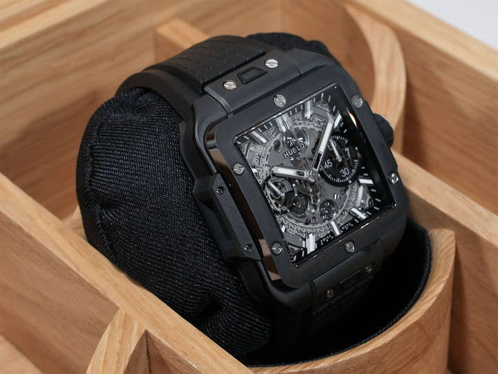 ウブロ スクエアバン ウニコ ブラックマジック Ref.821.CI.0170.RX ブラックセラミック スケルトン文字盤 美品 w9qejdu6