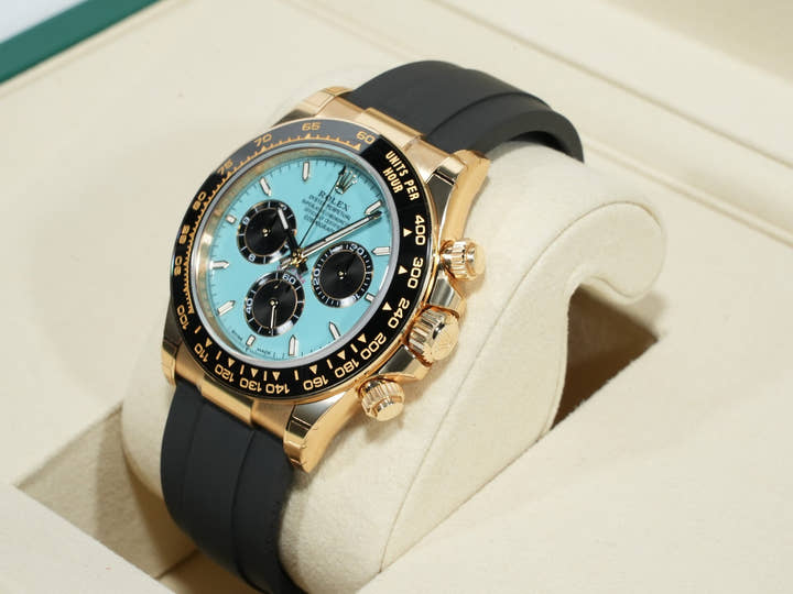 Rolex Daytona Ref. 126518LN Yellow Gold Turquoise Blue Dial Unused 5iehf98m